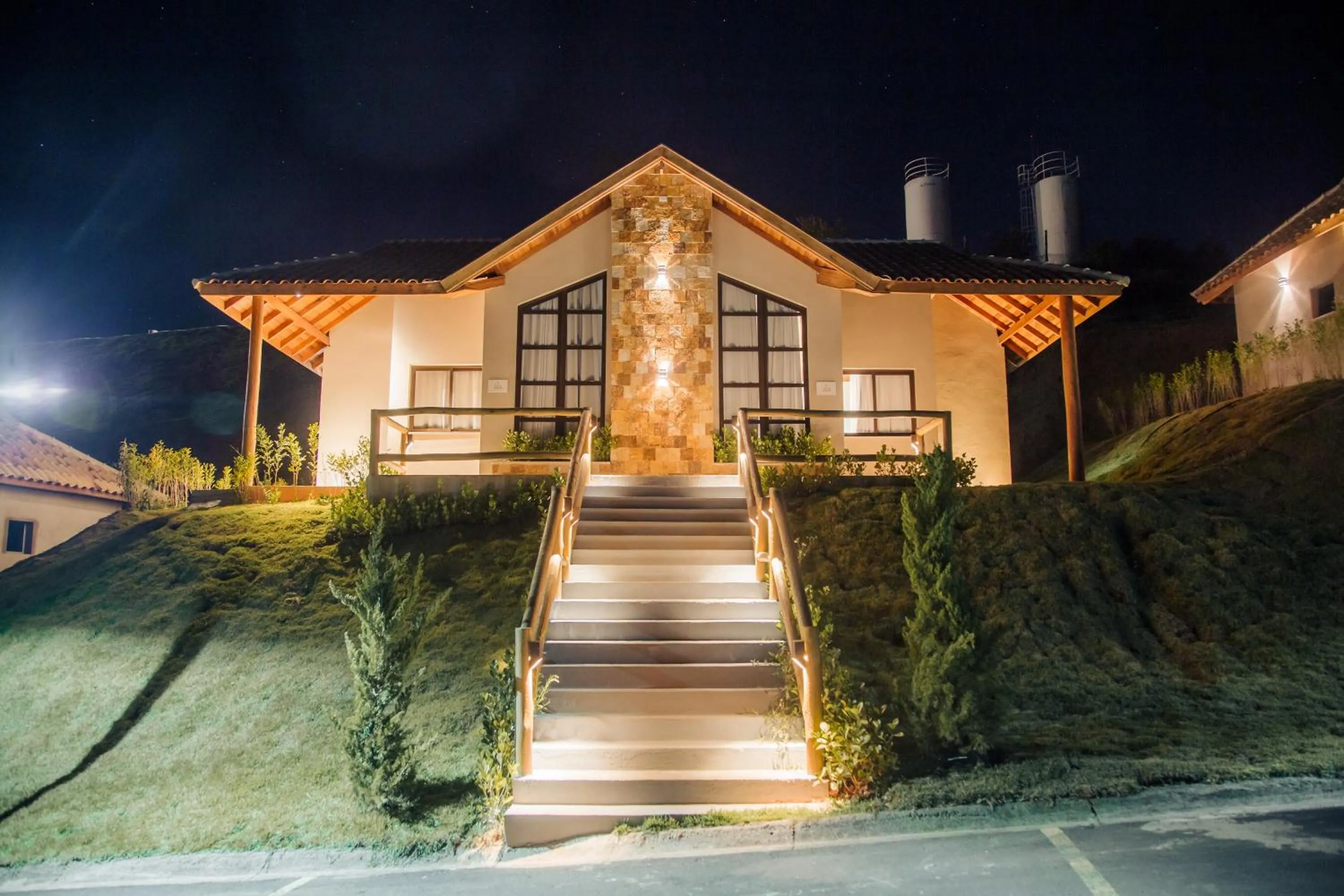 Property building in Hotel Chalés Capitanias