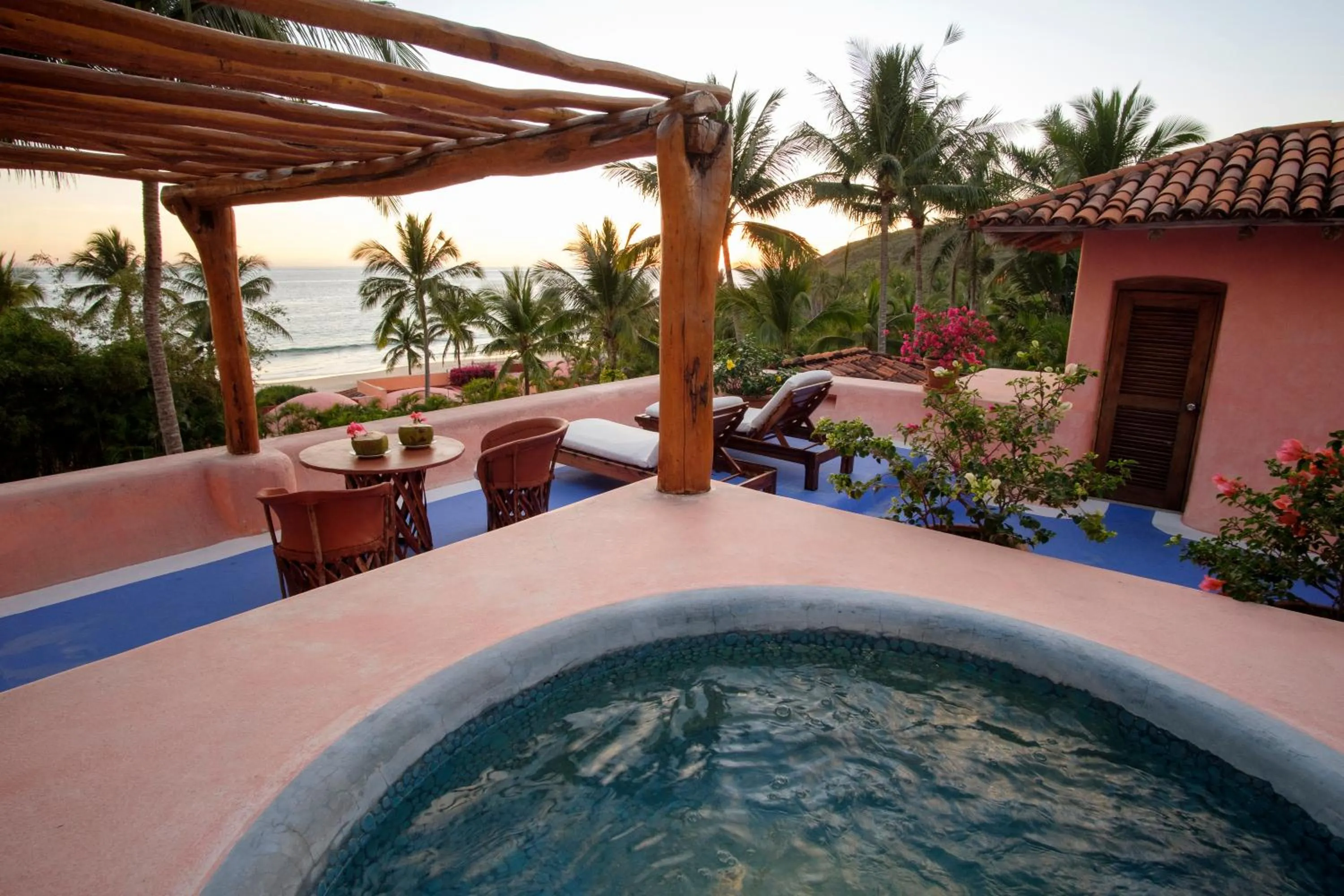 Hot Tub in Las Alamandas