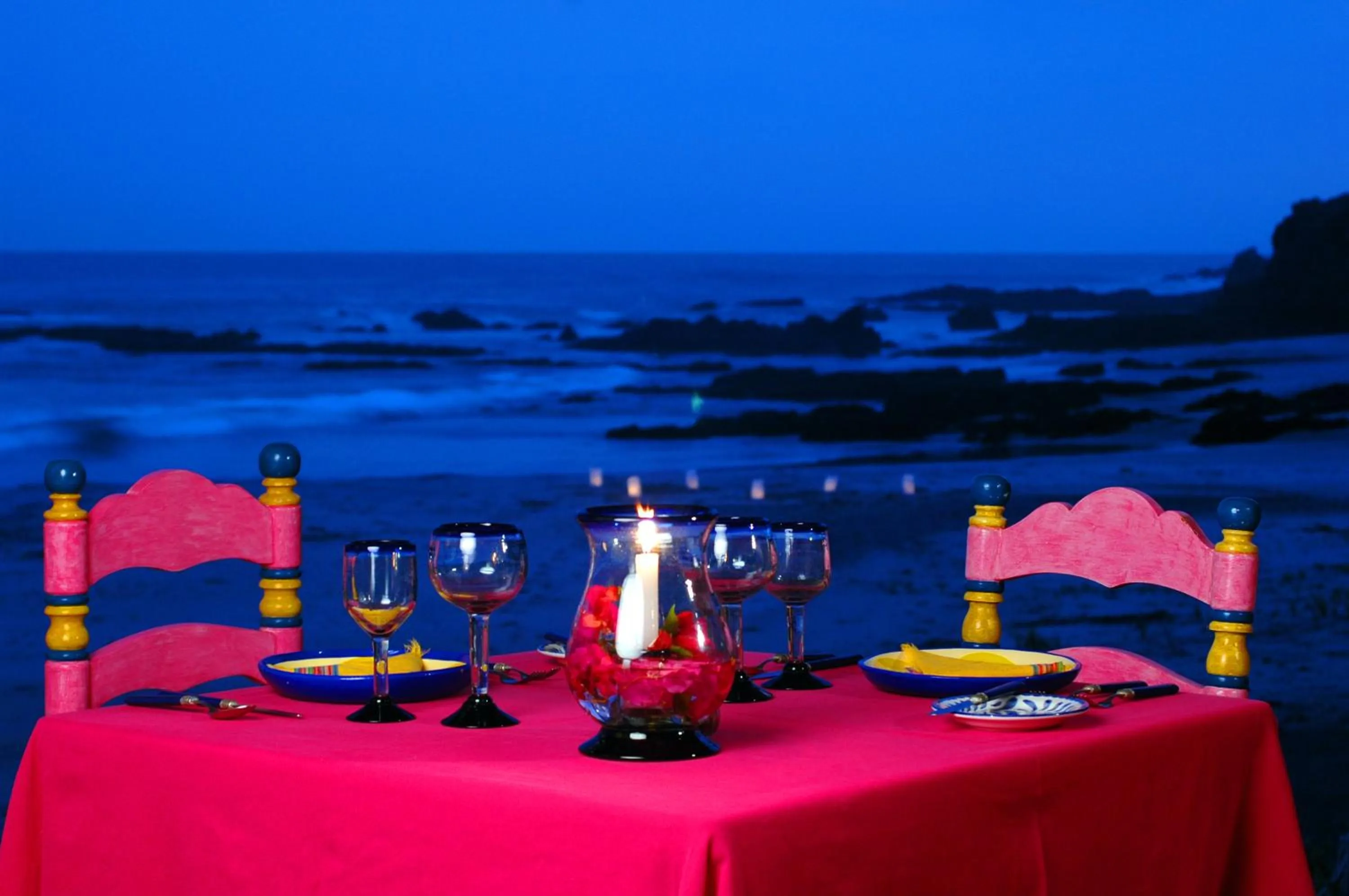 Night in Las Alamandas