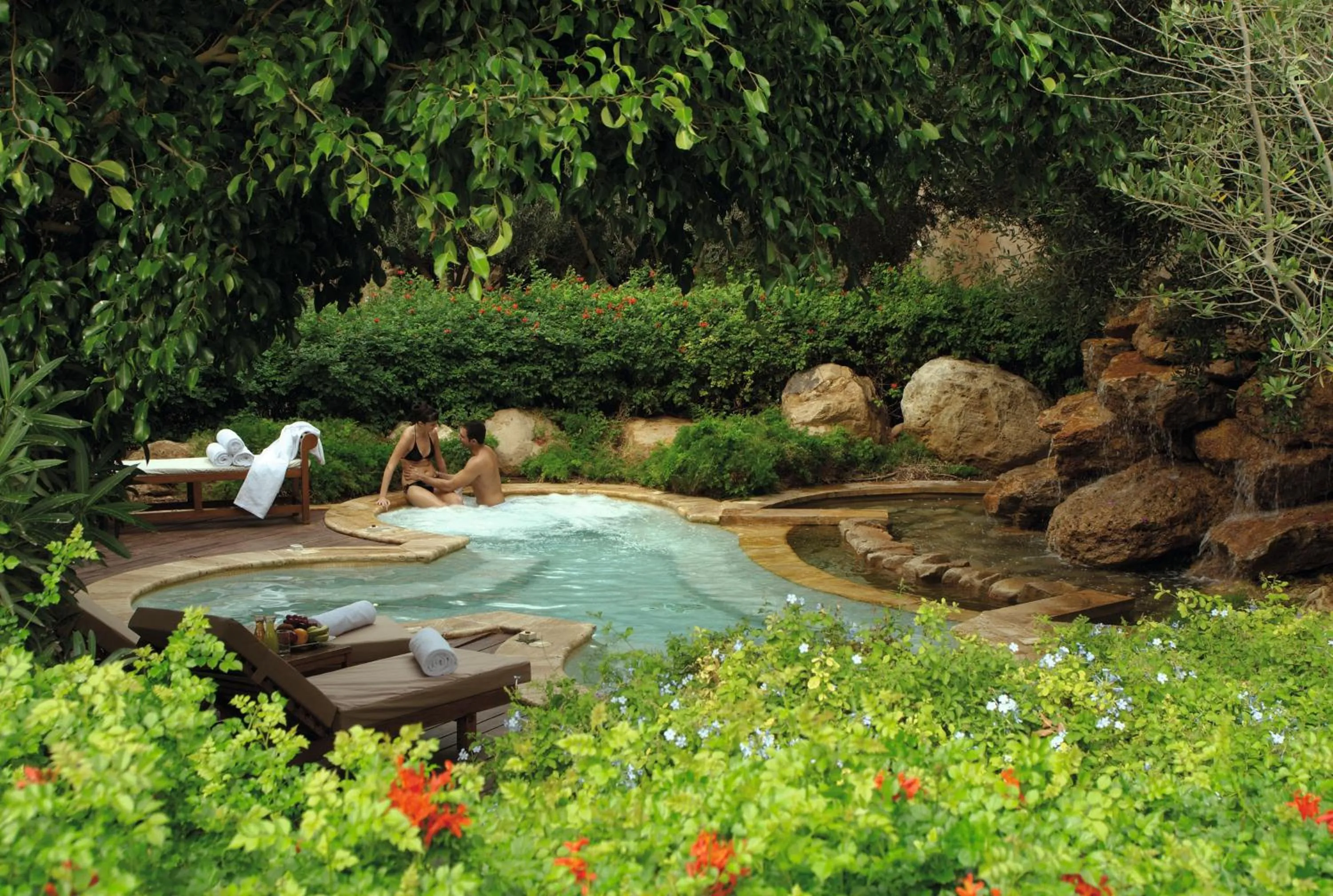 Garden in Mövenpick Resort & Spa Dead Sea