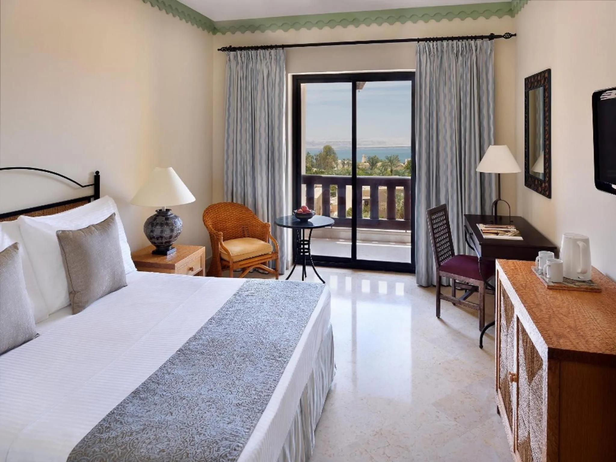 Bedroom, Bed in Mövenpick Resort & Spa Dead Sea