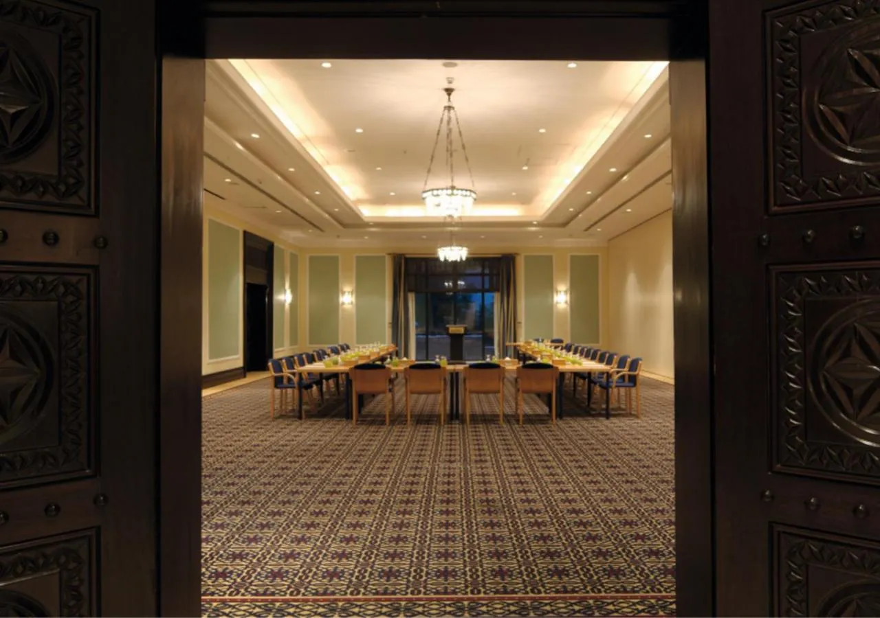 Business facilities in Mövenpick Resort & Spa Dead Sea