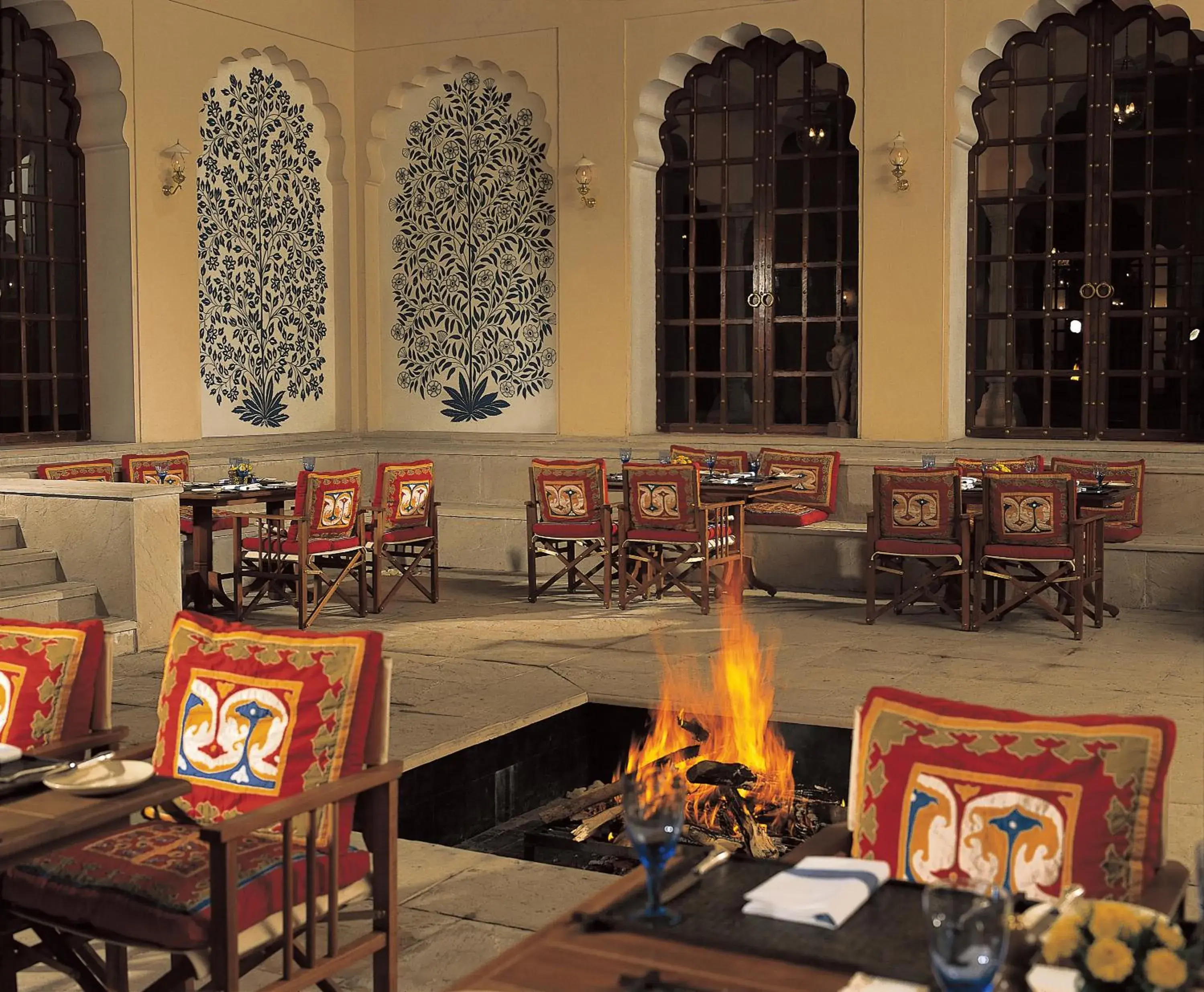 Restaurant/places to eat in The Oberoi Vanyavilas Wildlife Resort, Ranthambhore Restaurant/places to eat in The Oberoi Vanyavilas Wildlife Resort, Ranthambhore