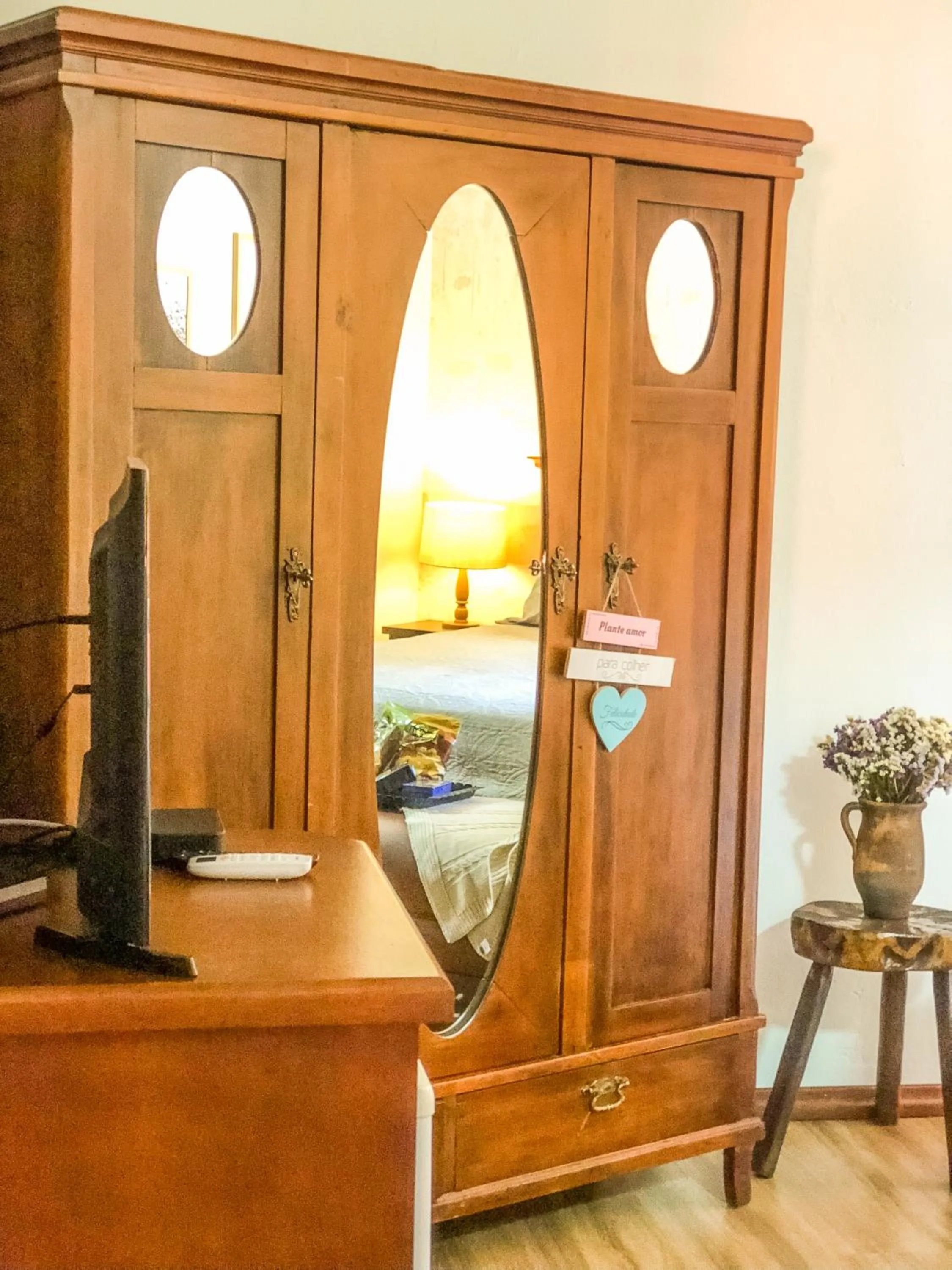 wardrobe in Pousada Vila 505