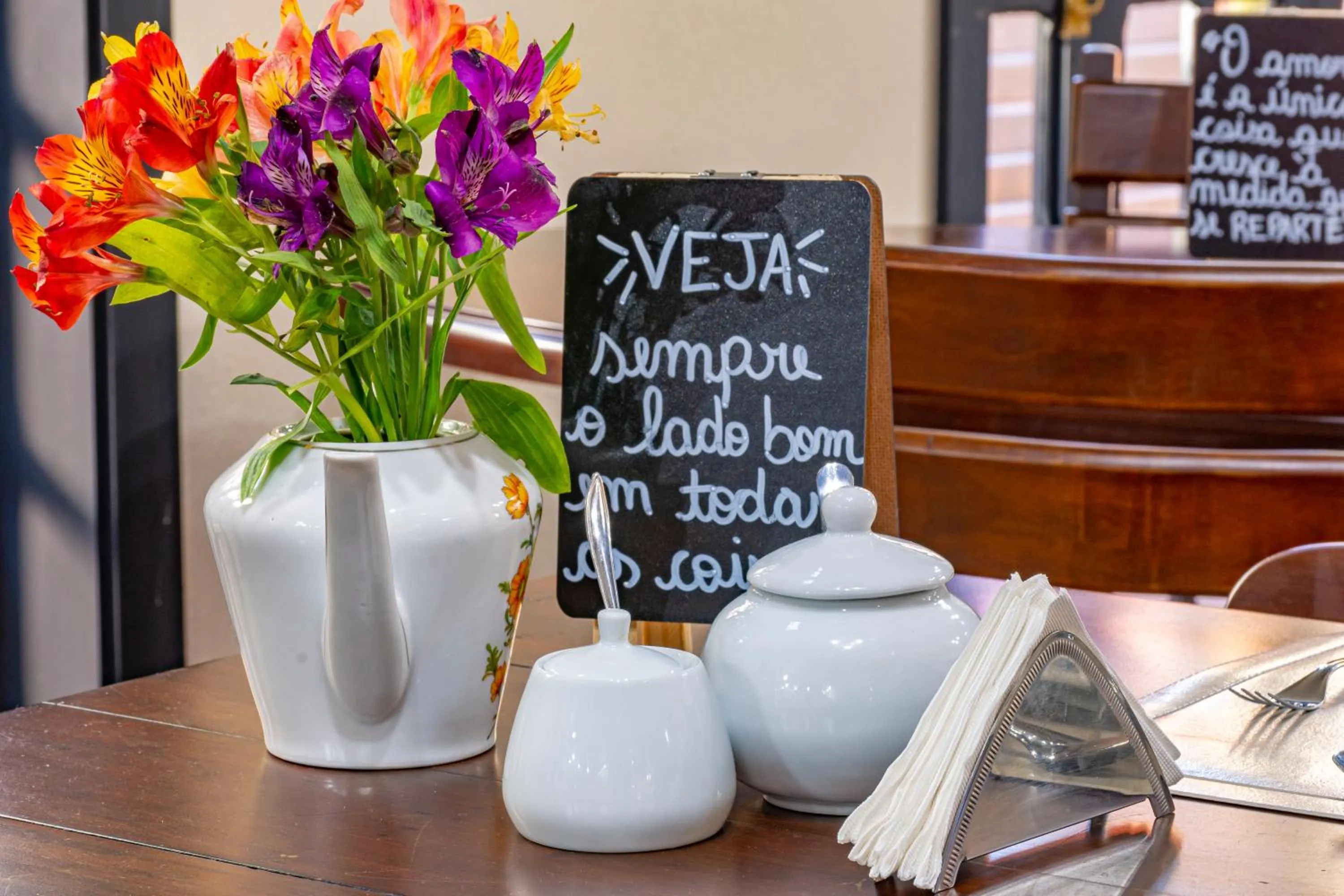 Breakfast in Pousada Vila 505