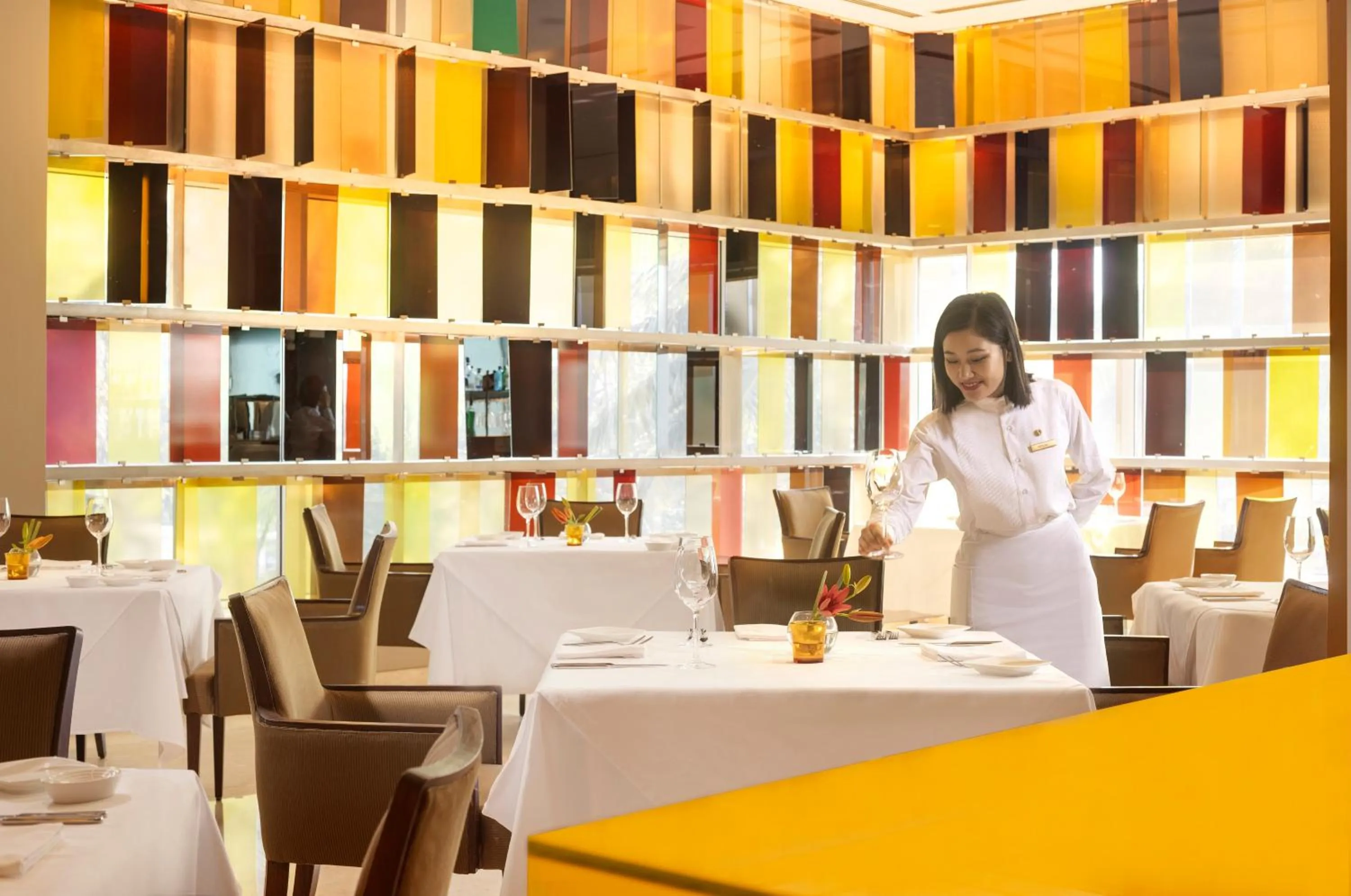 Staff in The Oberoi Mumbai