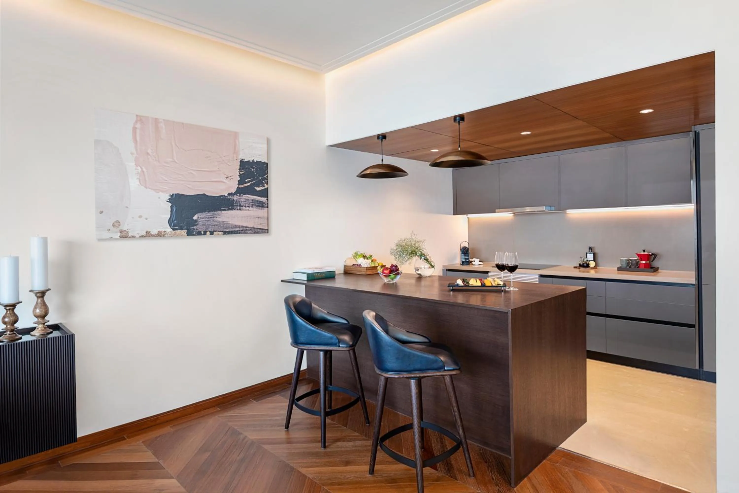 Kitchen or kitchenette in The Oberoi Mumbai