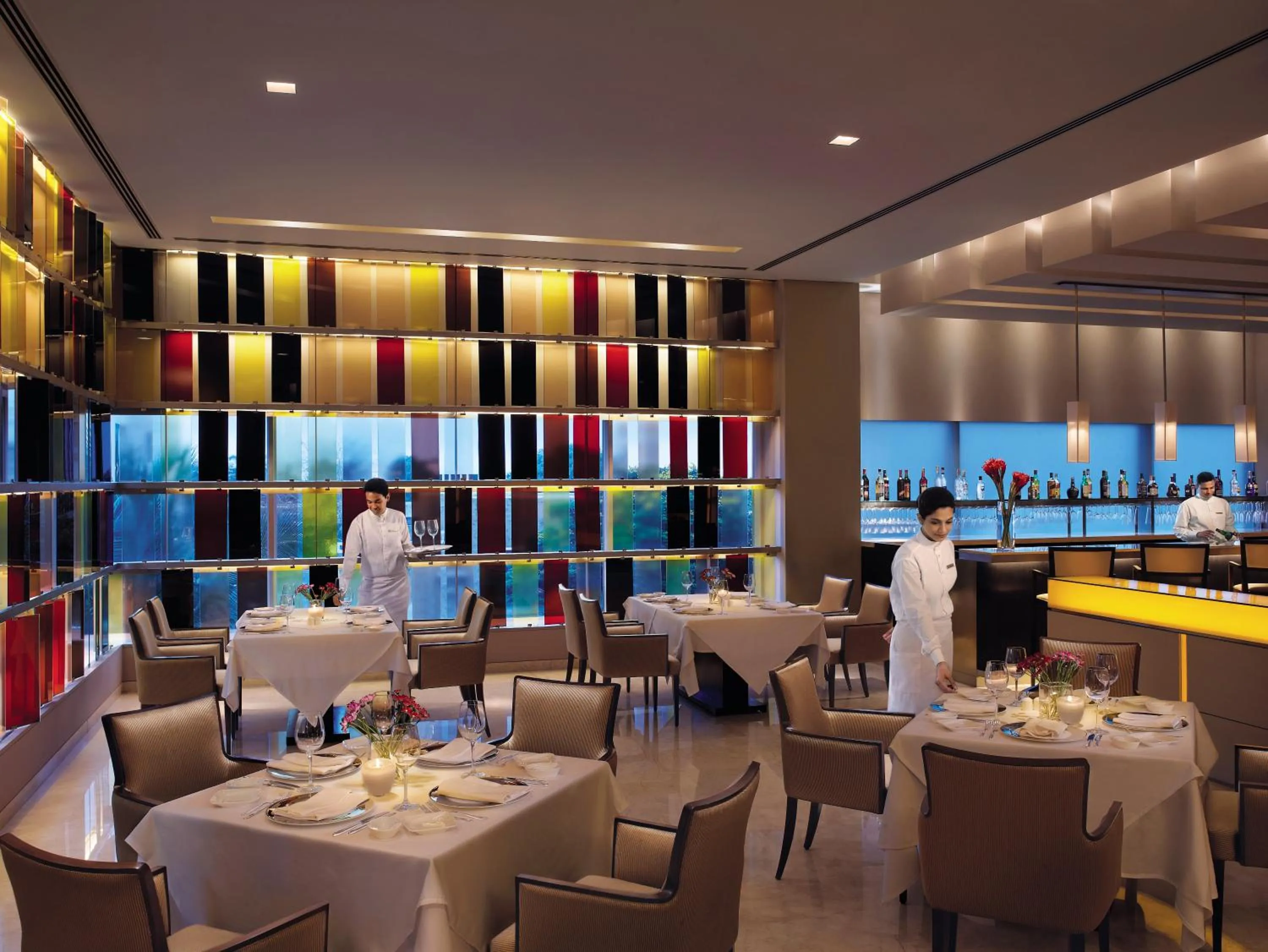 Restaurant/places to eat in The Oberoi Mumbai