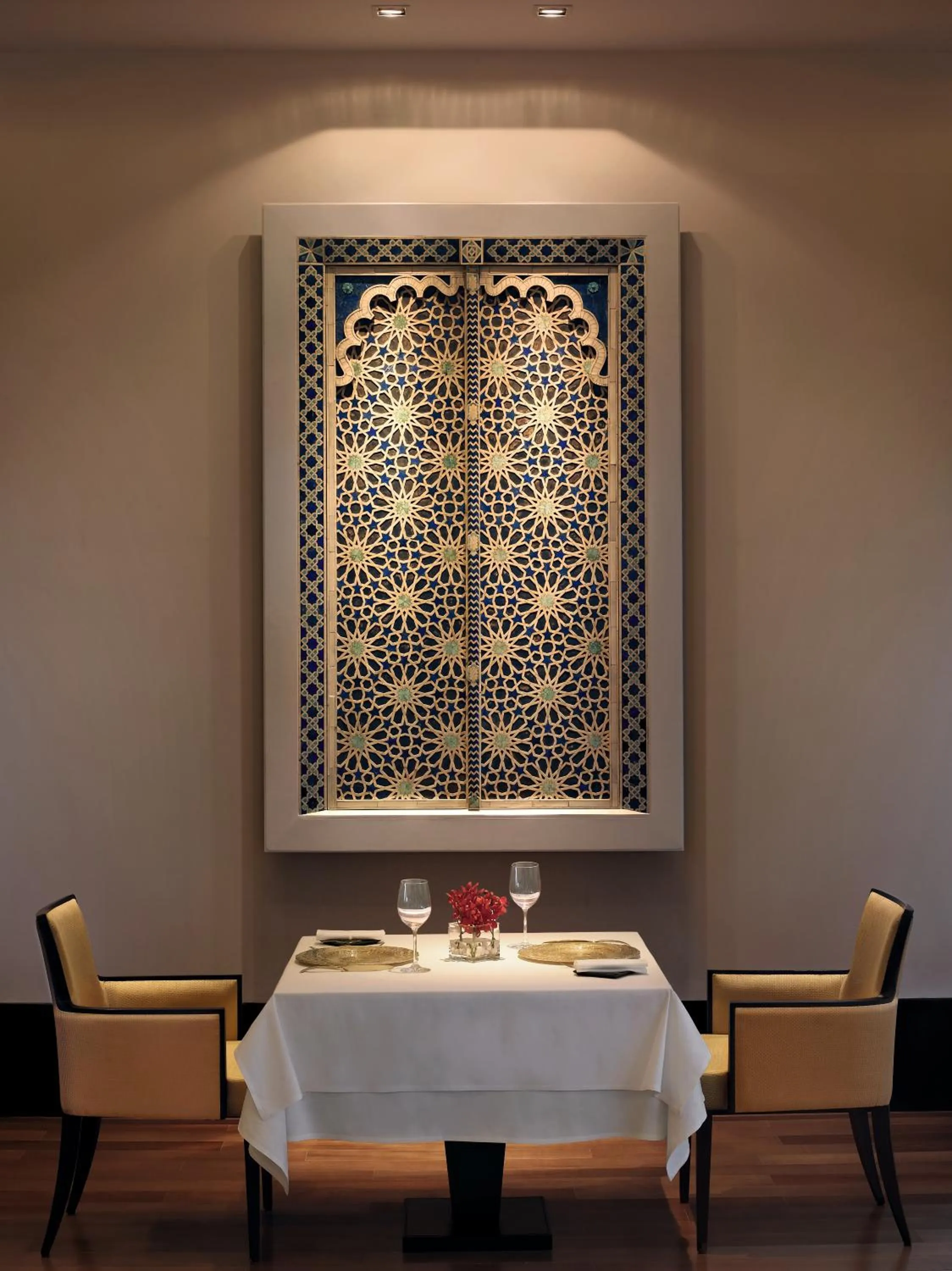 Restaurant/places to eat in The Oberoi Mumbai