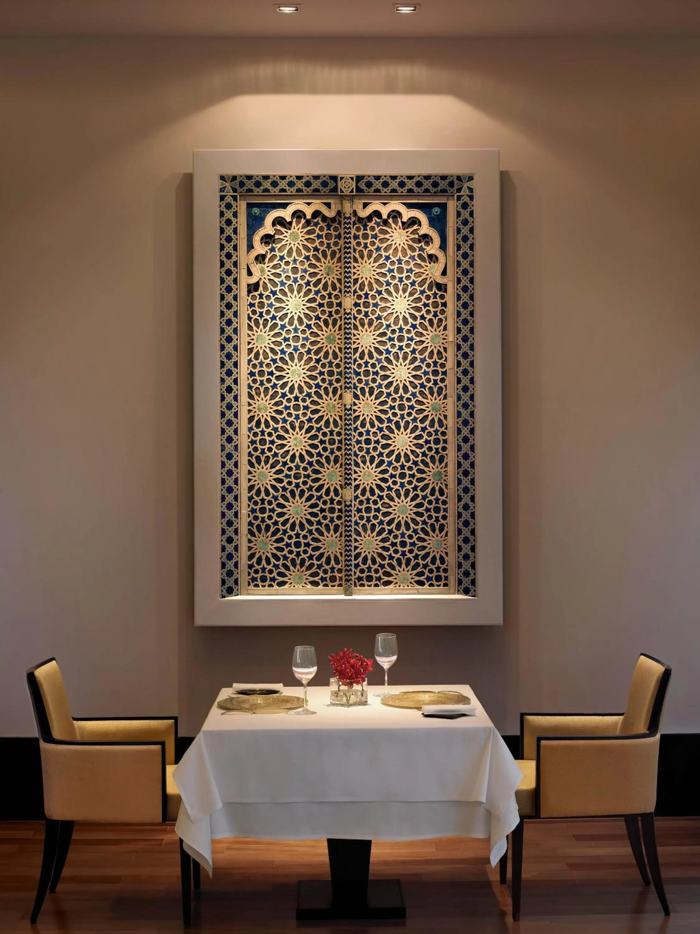 Restaurant/places to eat in The Oberoi Mumbai