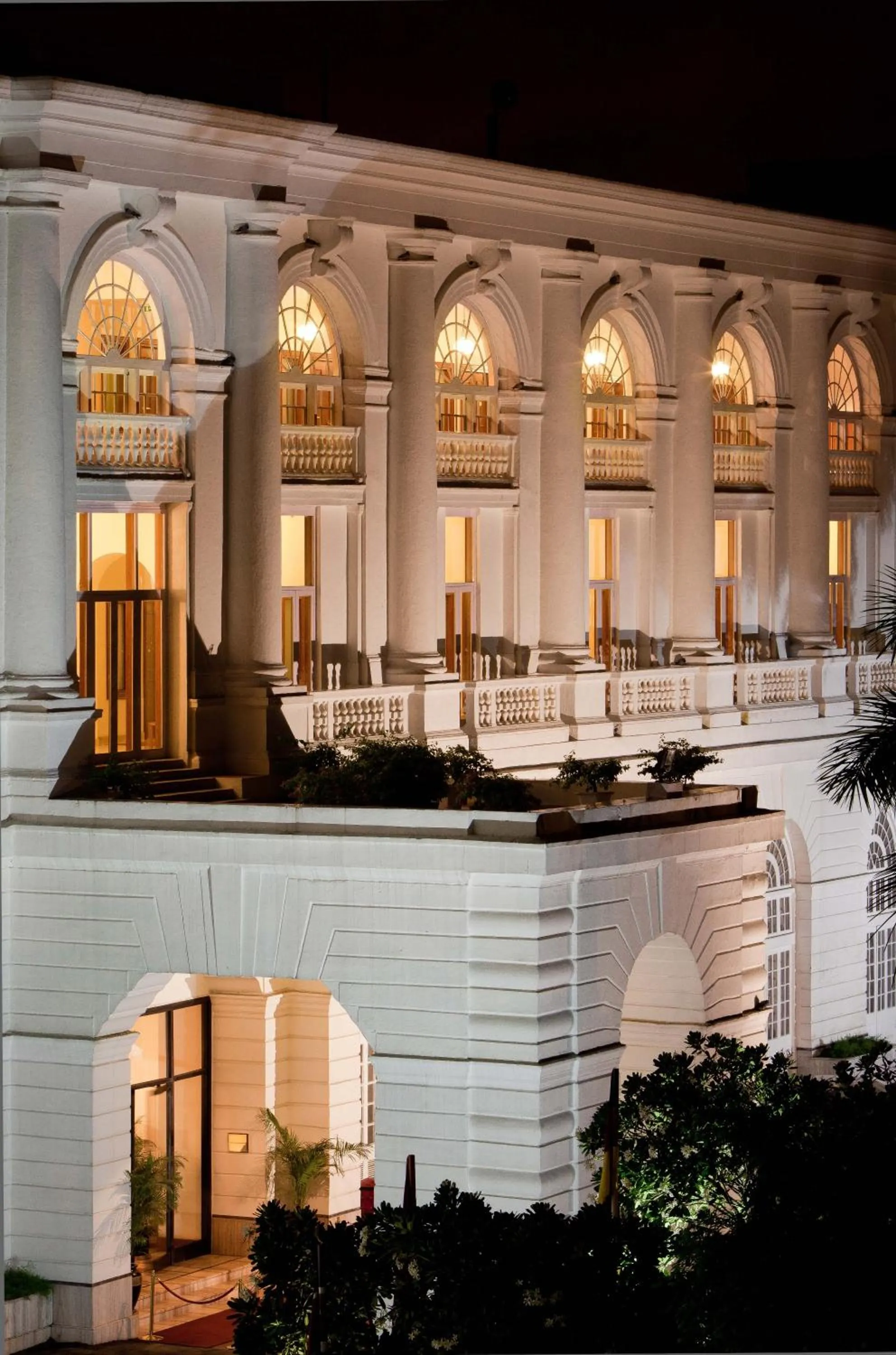 Facade/entrance in Maidens Hotel New Delhi