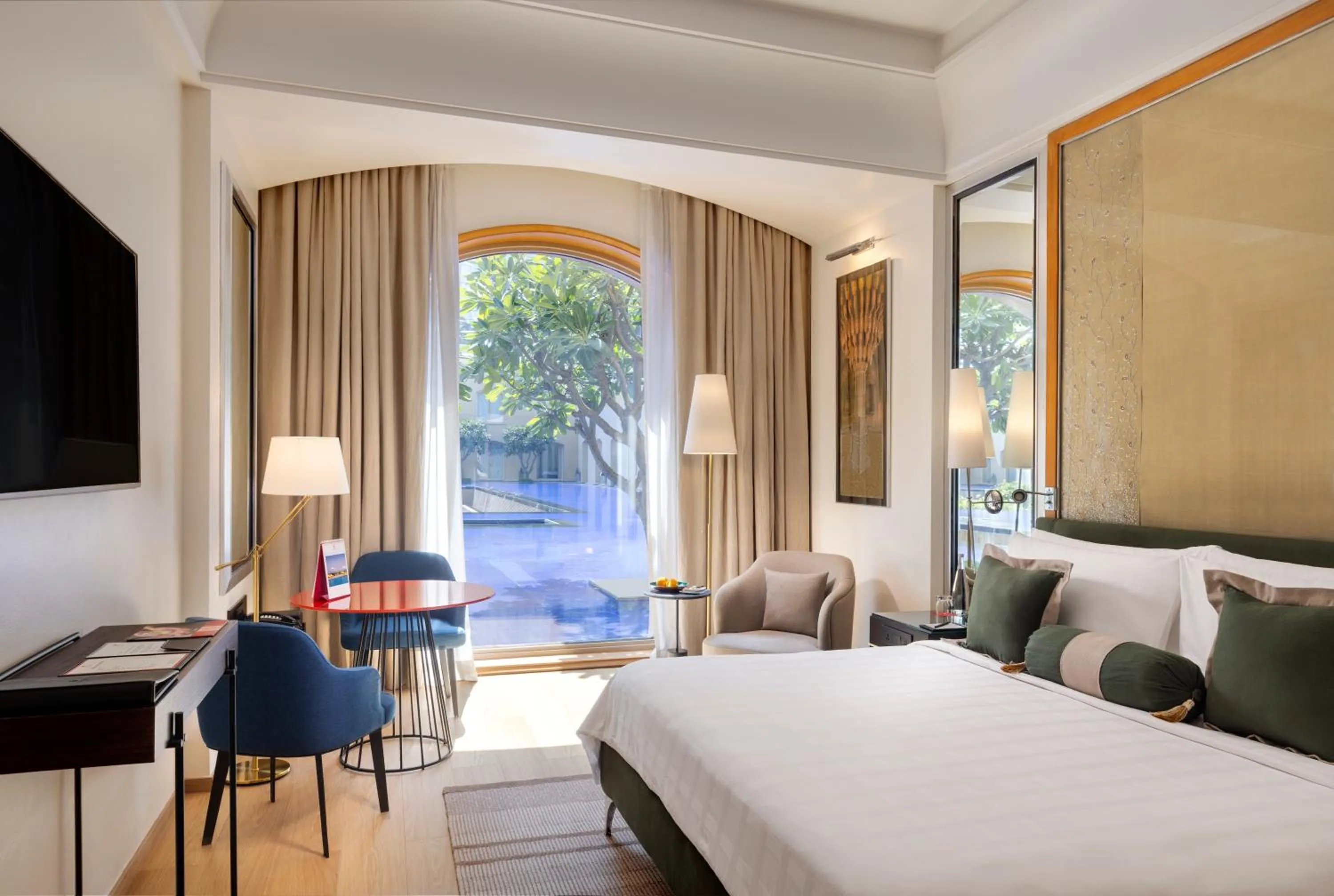 Bed in Trident Gurgaon