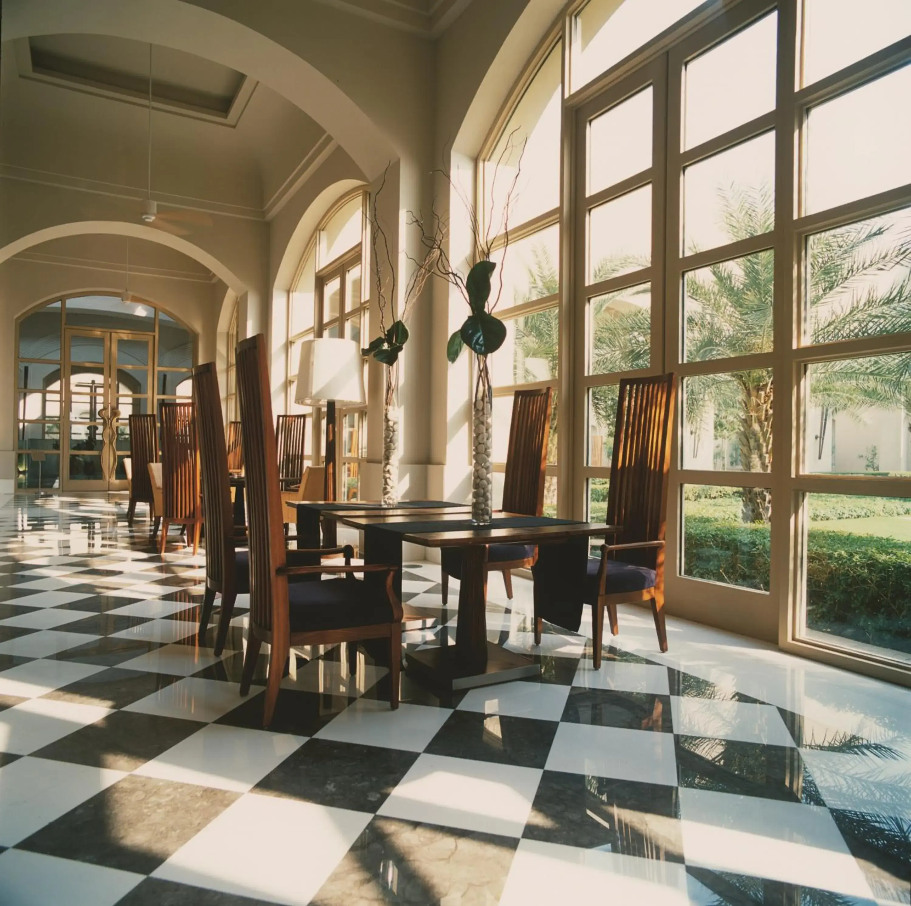 Restaurant/places to eat in Trident Gurgaon Restaurant/places to eat in Trident Gurgaon