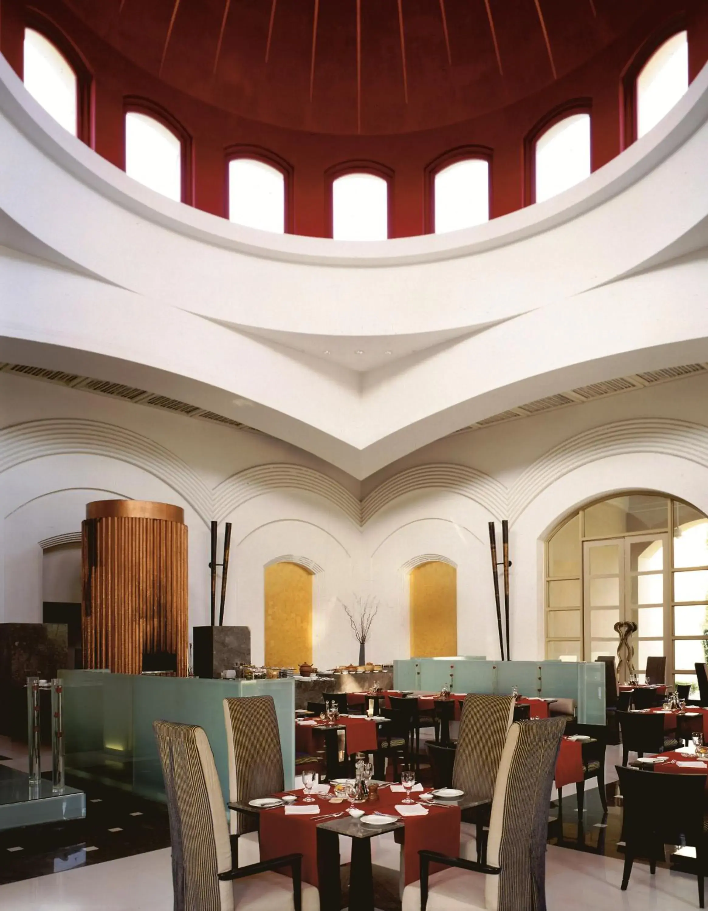 Restaurant/places to eat in Trident Gurgaon Restaurant/places to eat in Trident Gurgaon