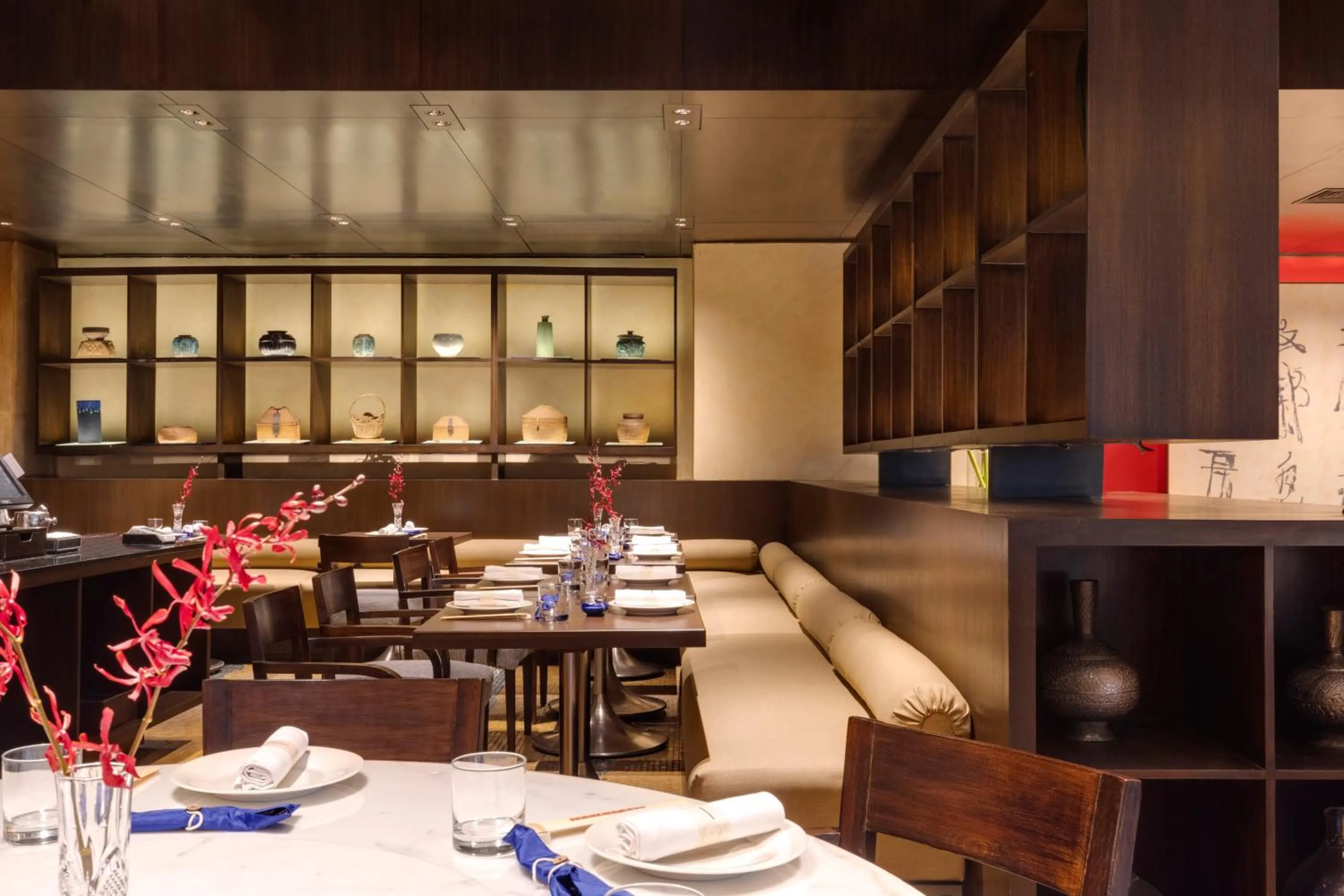 Restaurant/places to eat in Trident Nariman Point