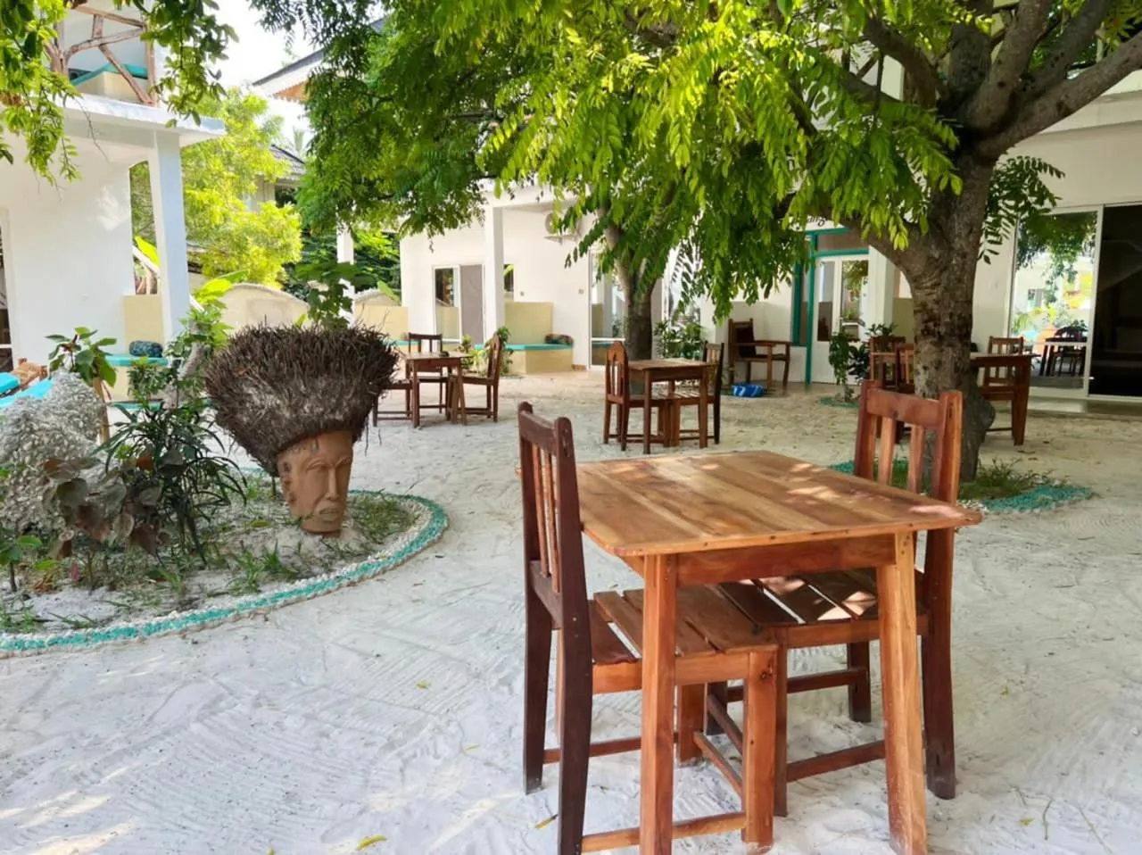 Garden in Frangi'pwani