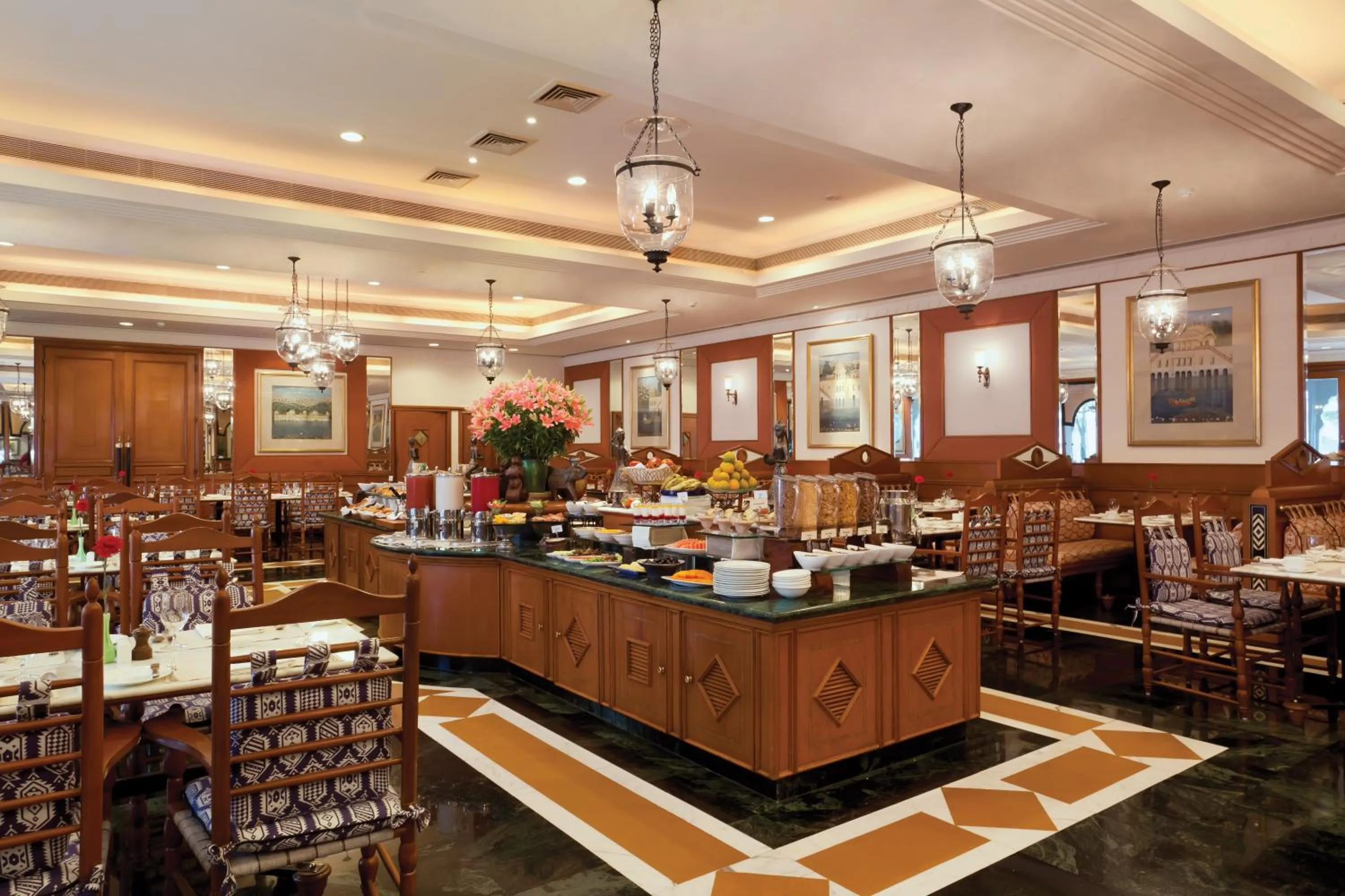 Restaurant/places to eat in Trident Jaipur