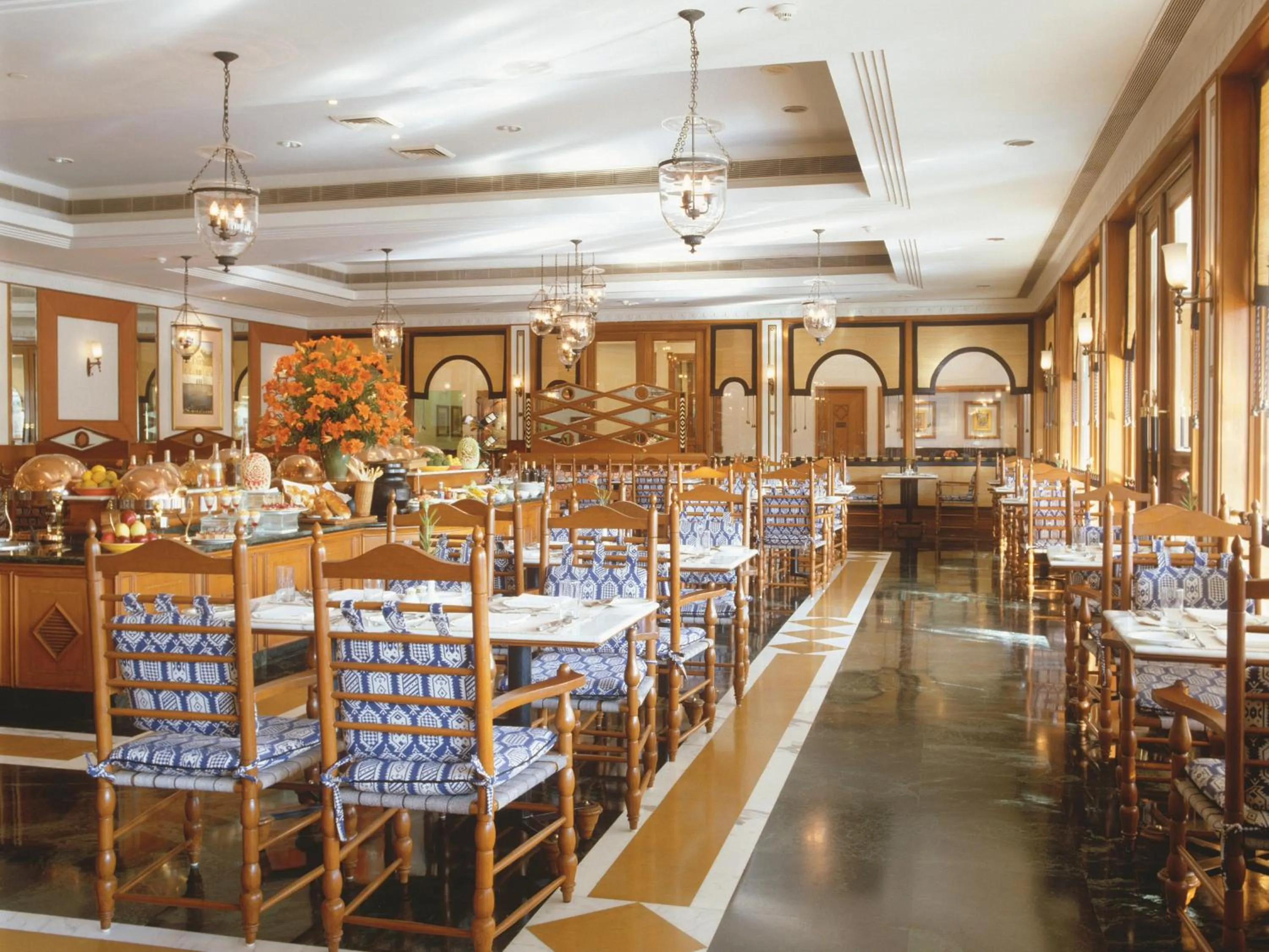 Restaurant/places to eat in Trident Jaipur