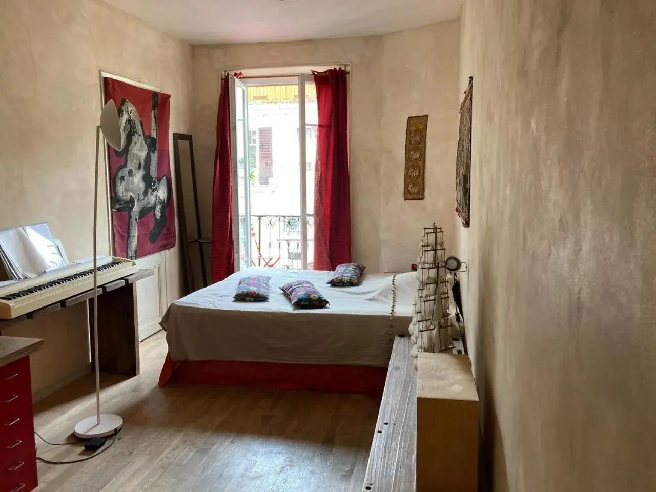 Double Room - single occupancy in Great and light private room in the heart of Nice Double Room - single occupancy in Great and light private room in the heart of Nice