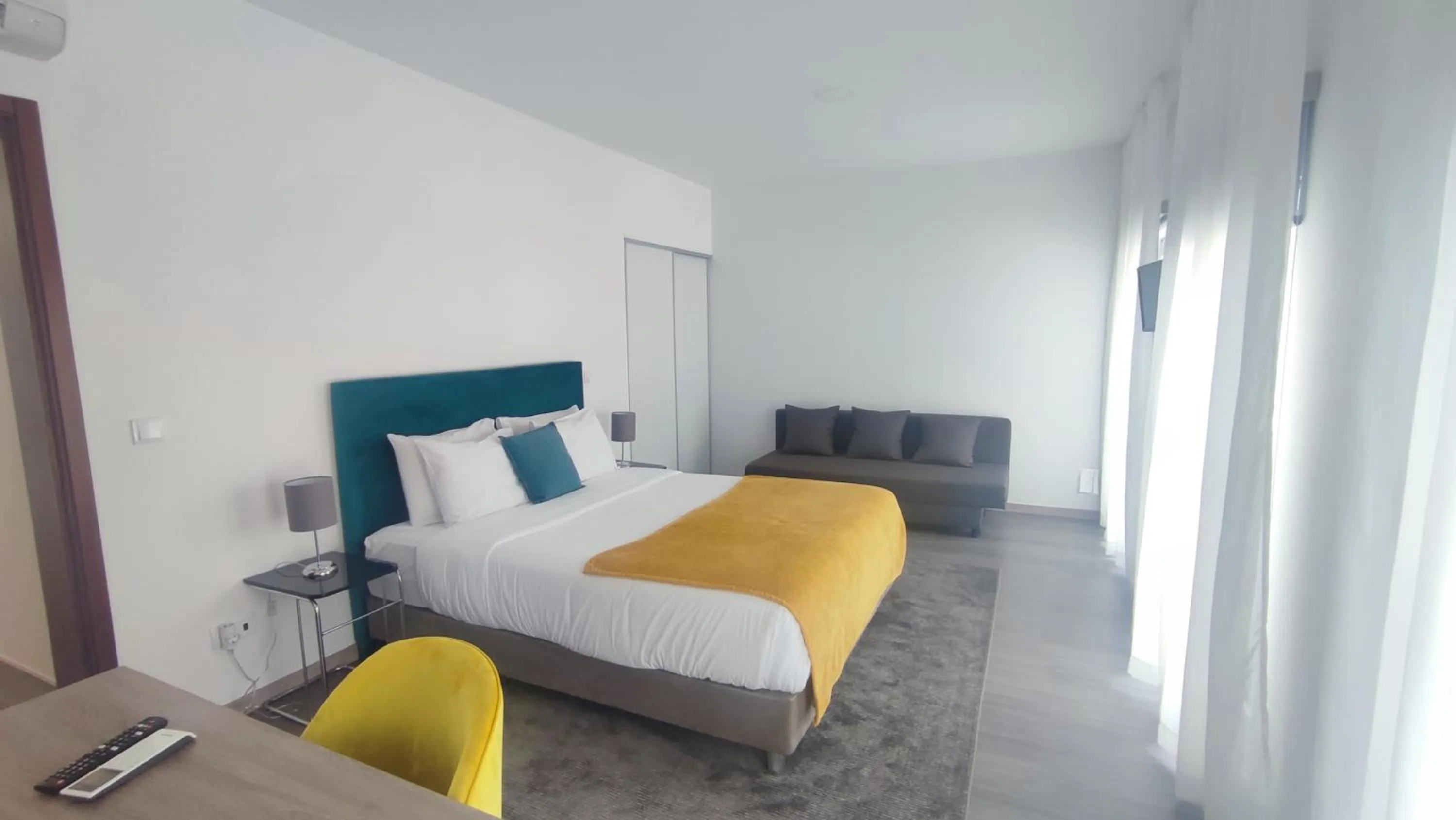 Area and facilities, Bed in Atlantic 3 Bicas - Furnas