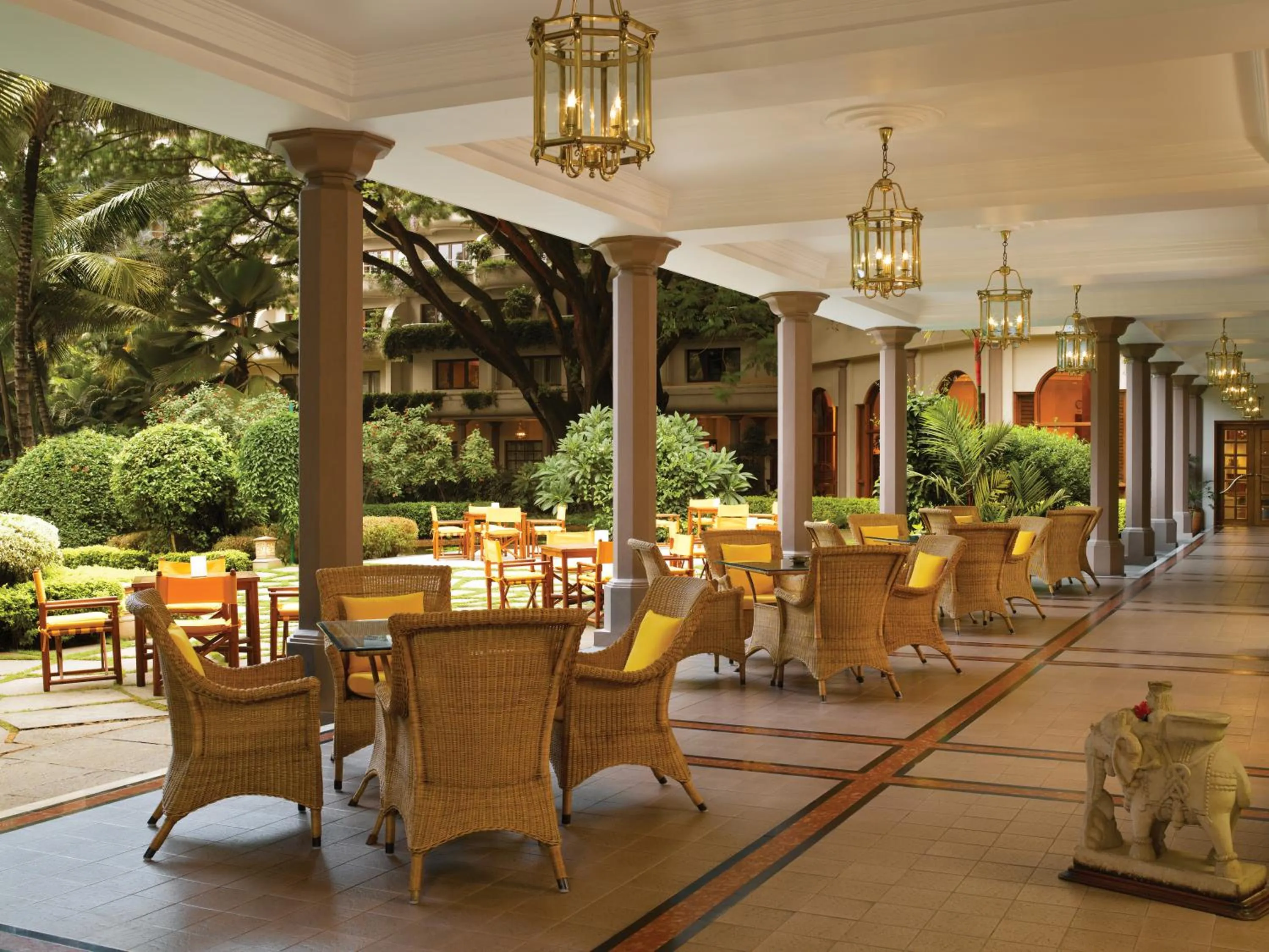 Restaurant/places to eat in The Oberoi Bengaluru