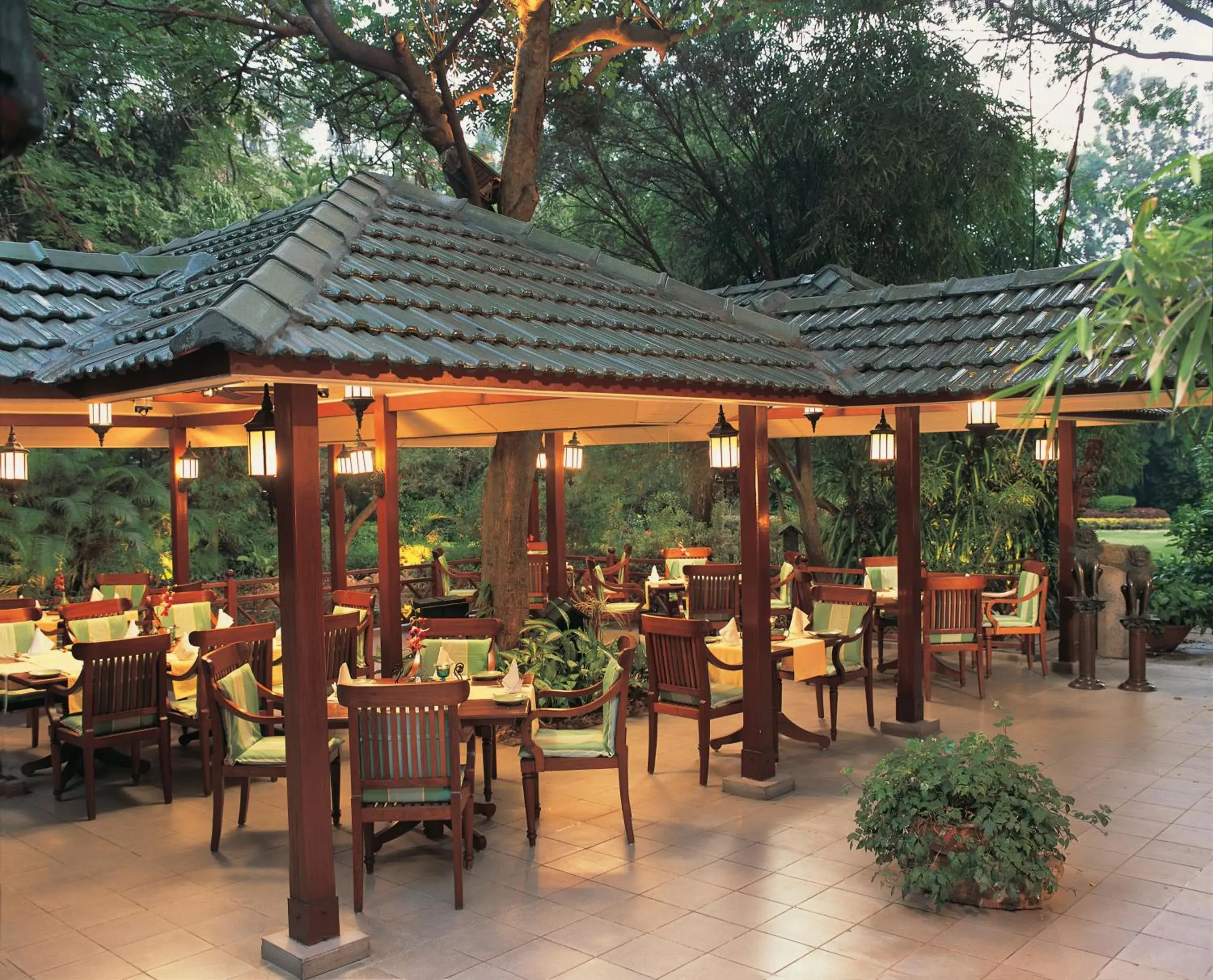 Restaurant/places to eat in The Oberoi Bengaluru Restaurant/places to eat in The Oberoi Bengaluru