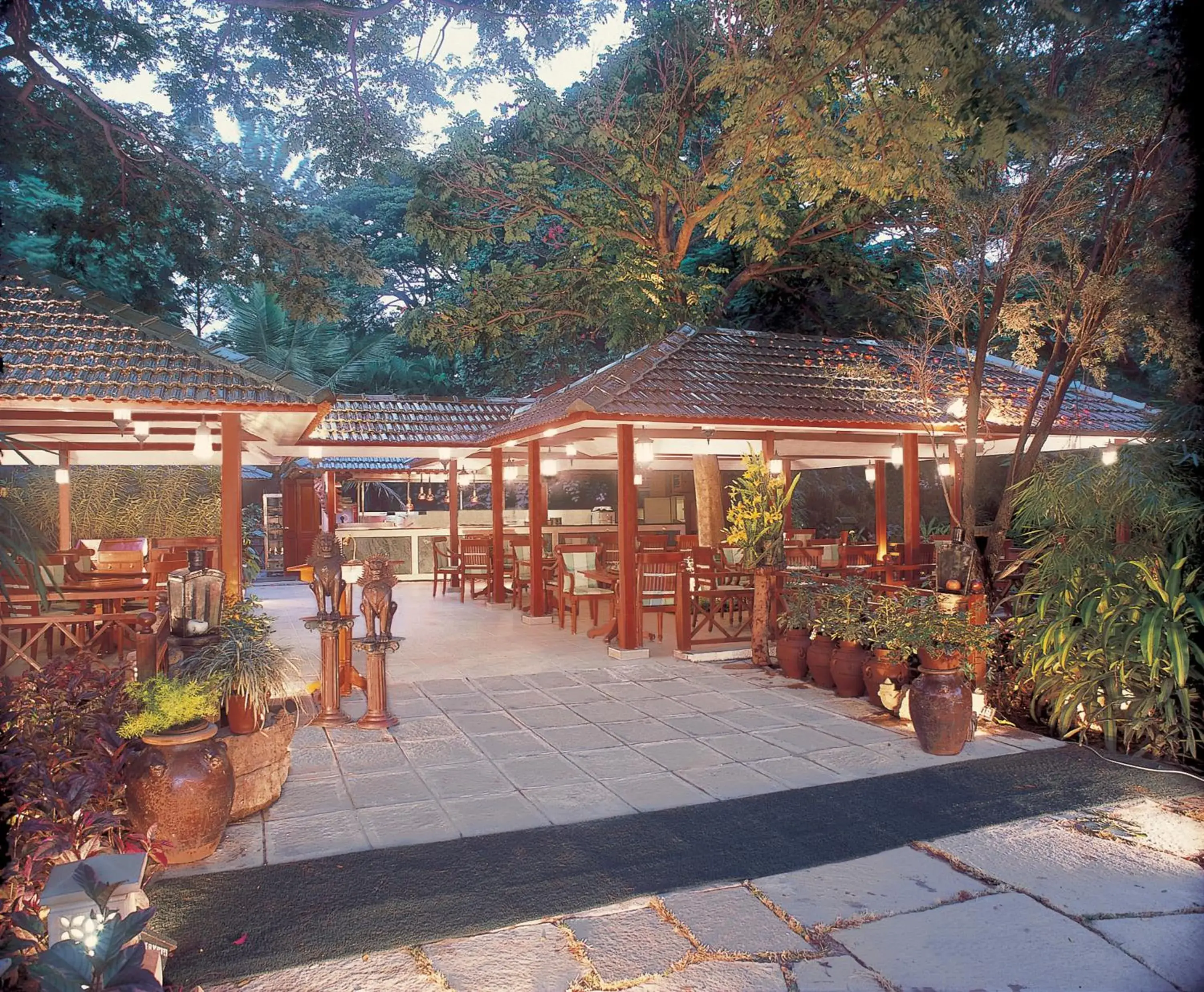 Restaurant/places to eat in The Oberoi Bengaluru Restaurant/places to eat in The Oberoi Bengaluru