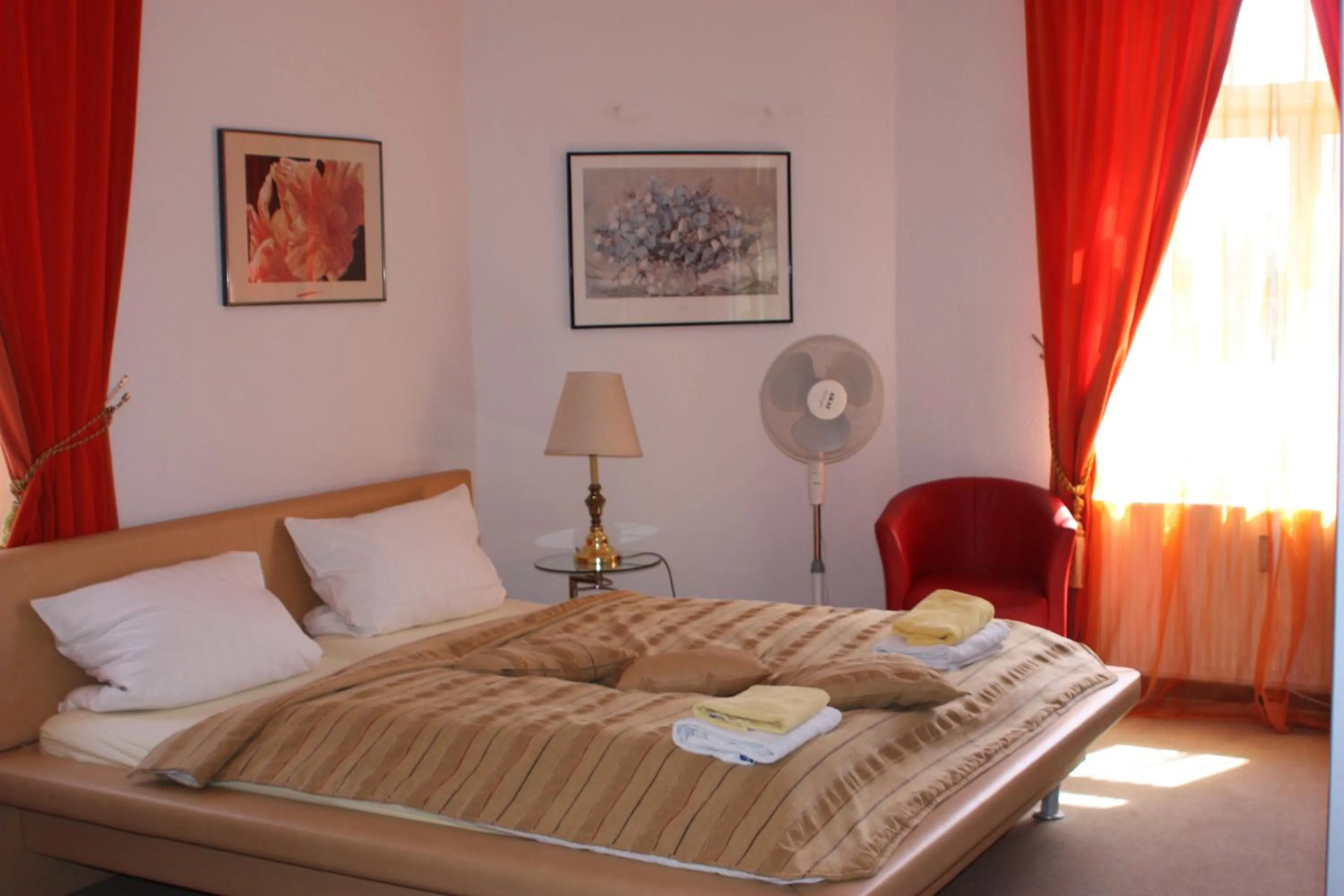 Bedroom, Bed in Villa De Baron