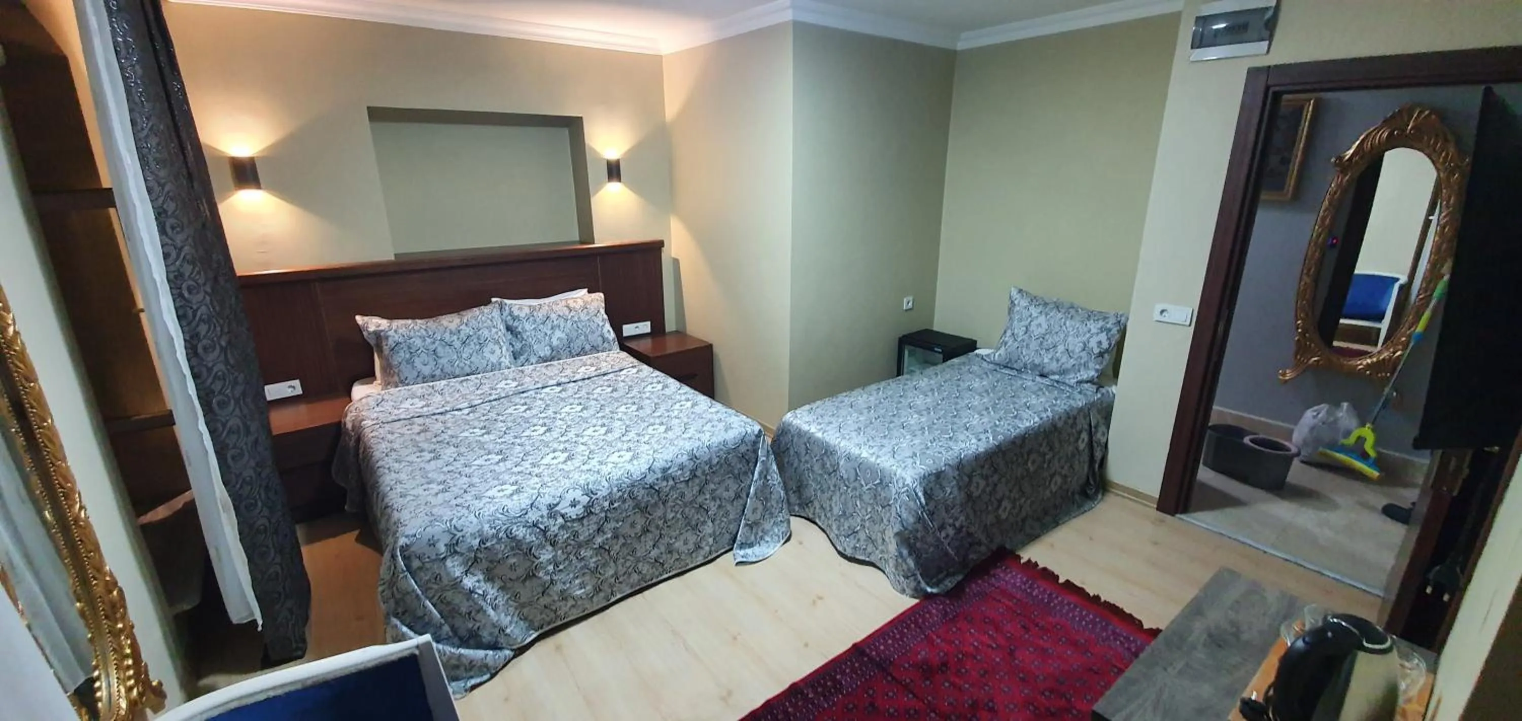 Photo of the whole room in Sehir Apart Hotel