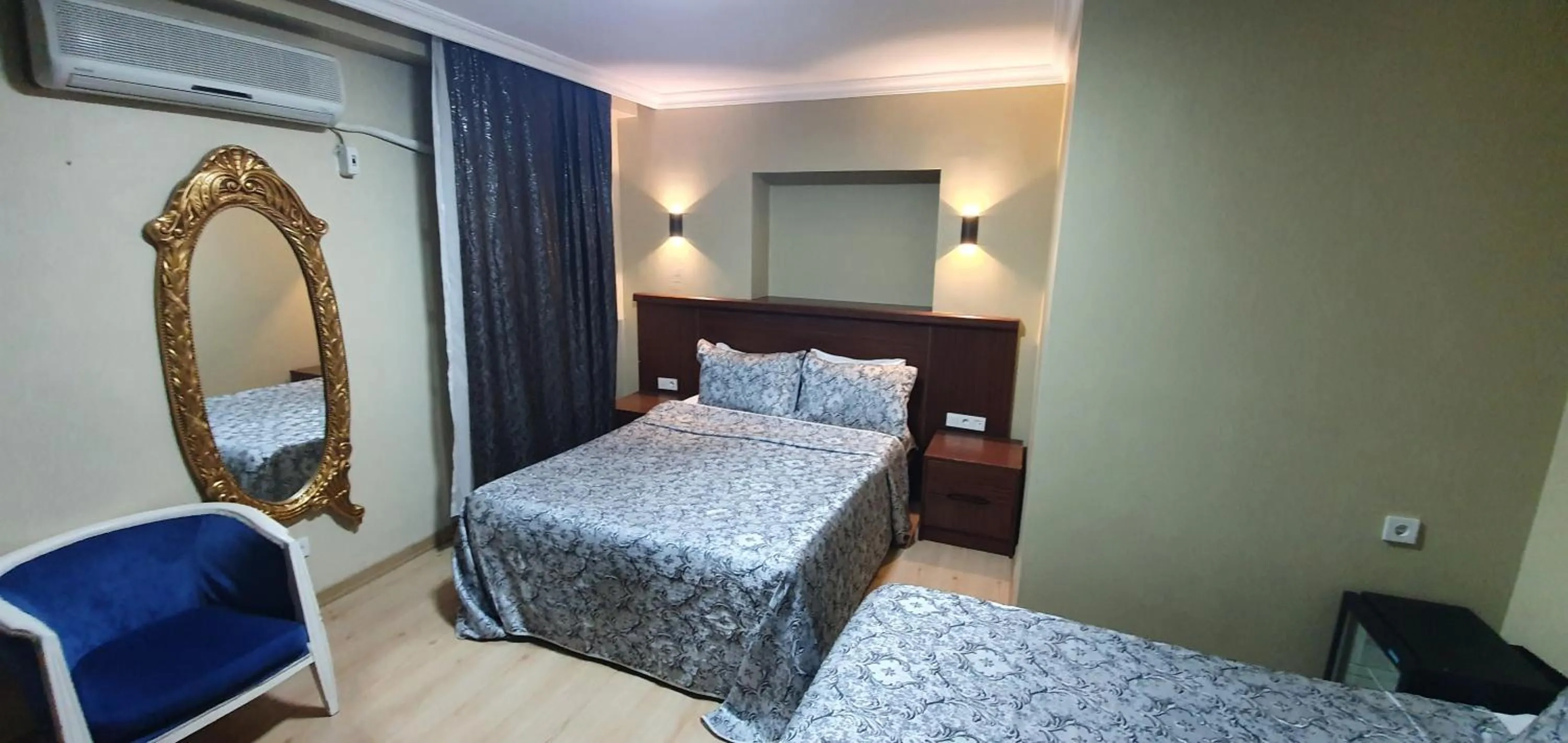Photo of the whole room in Sehir Apart Hotel