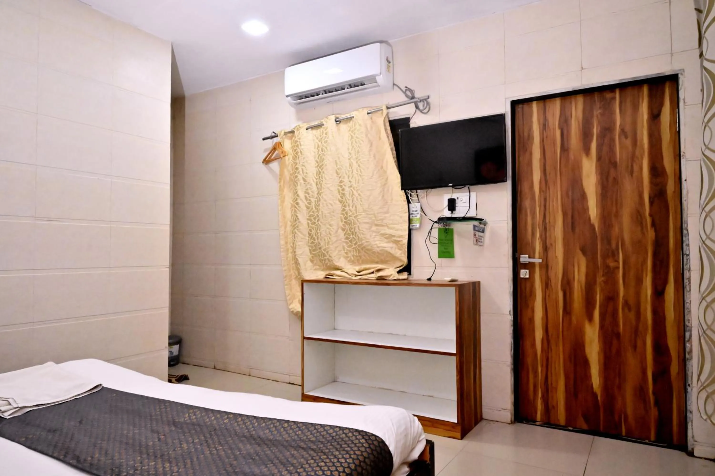 Bedroom, Bed in KK Tree Retreat Igatpuri