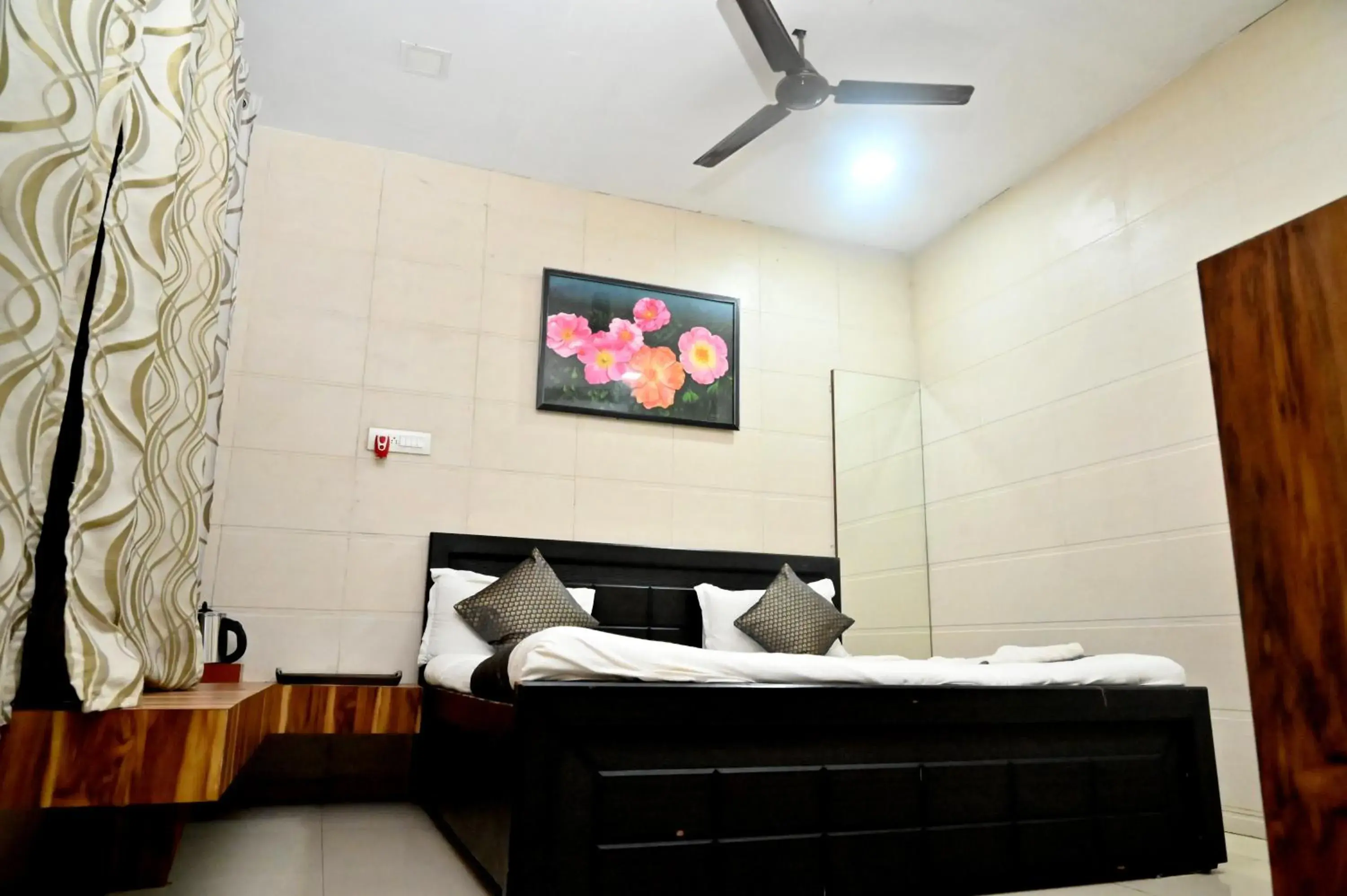 Bedroom, Bed in KK Tree Retreat Igatpuri Bedroom, Bed in KK Tree Retreat Igatpuri