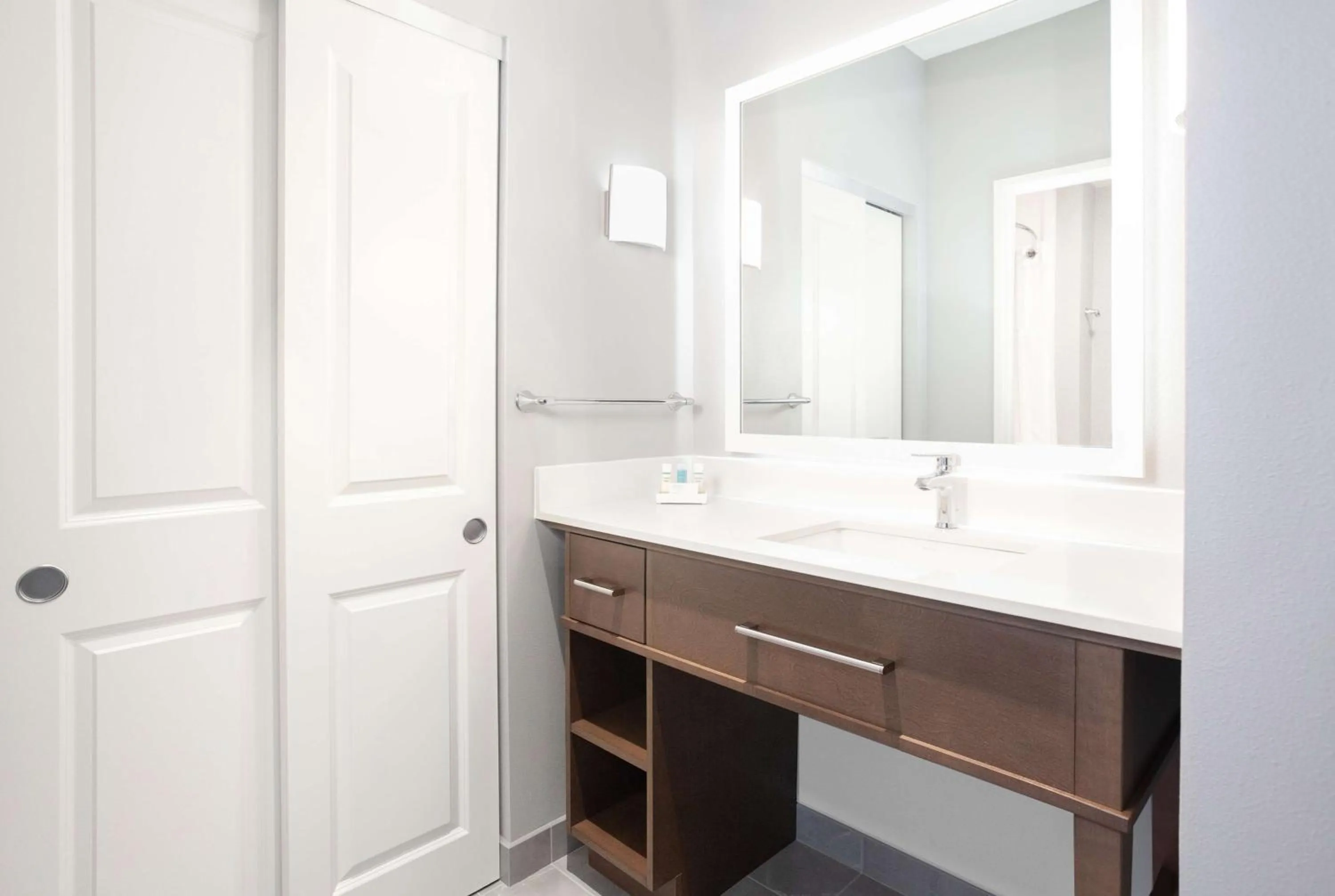 Bathroom in Homewood Suites By Hilton Broomfield Boulder