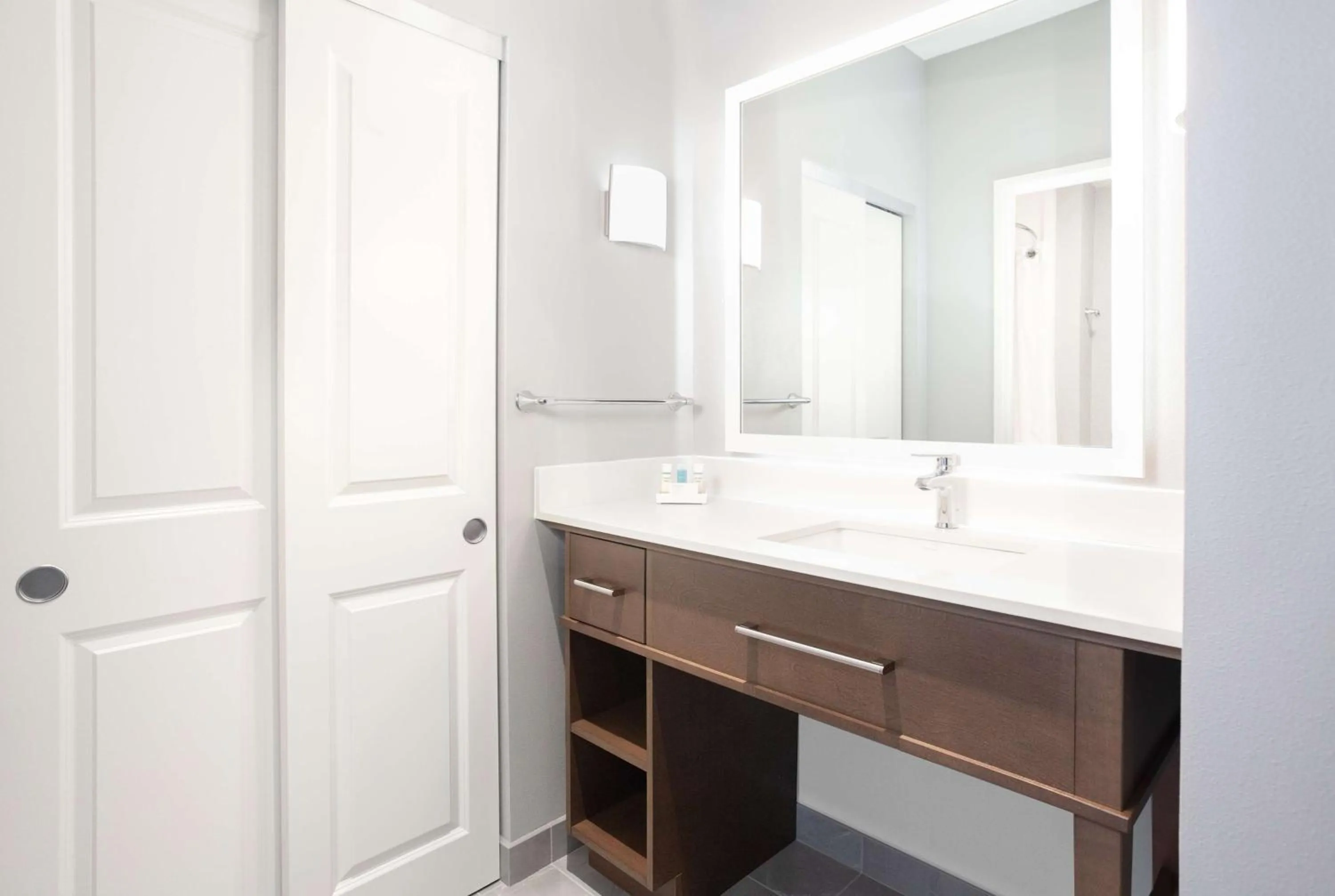 Bathroom in Homewood Suites By Hilton Broomfield Boulder