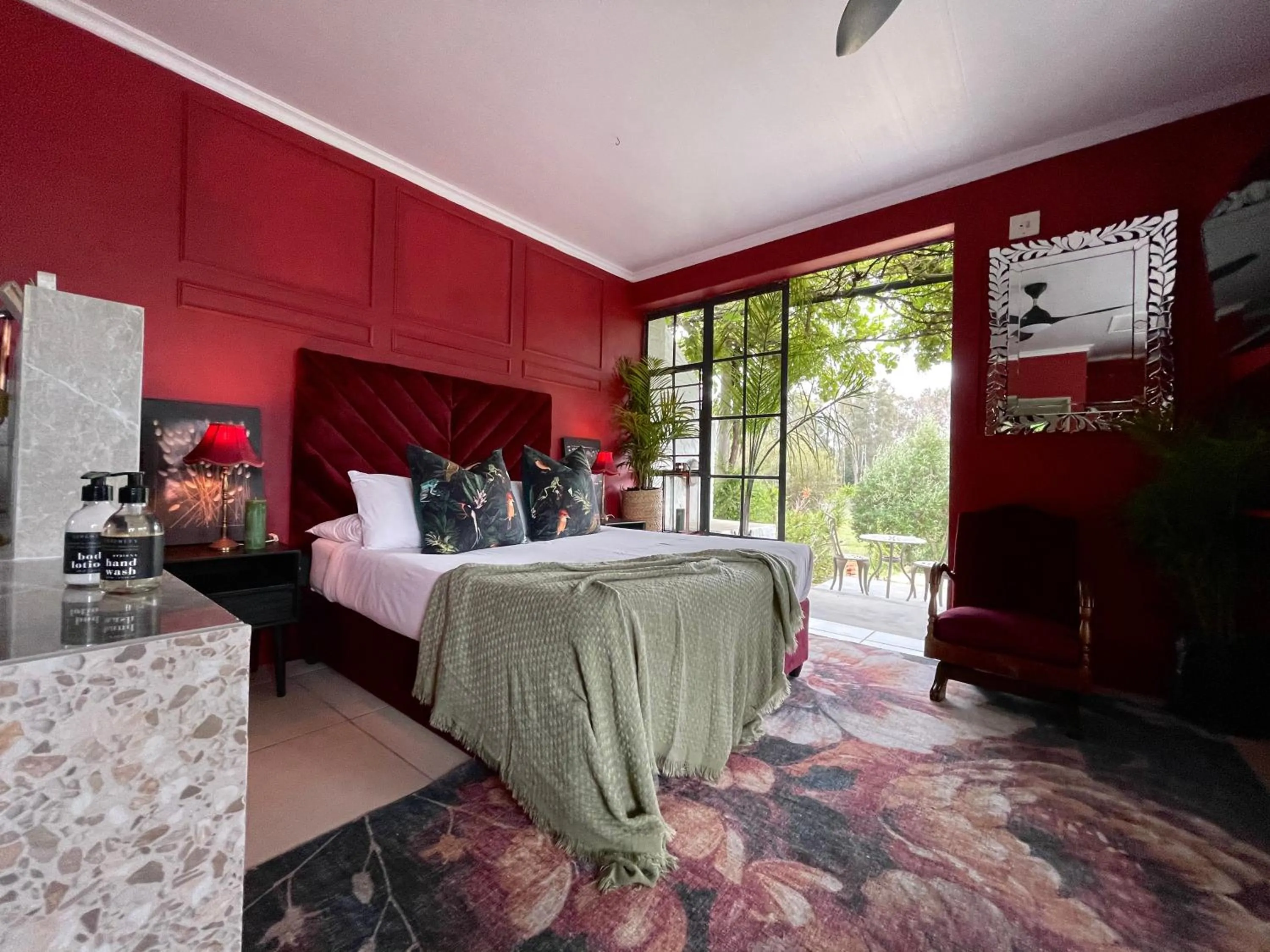 Bed in Le Rêve Boutique Hôtel