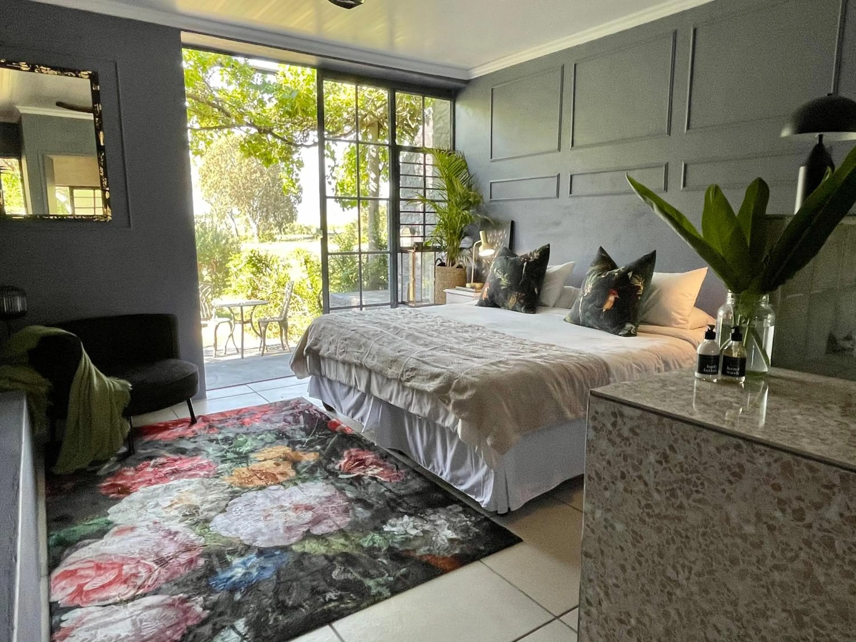 Bed in Le Rêve Boutique Hôtel