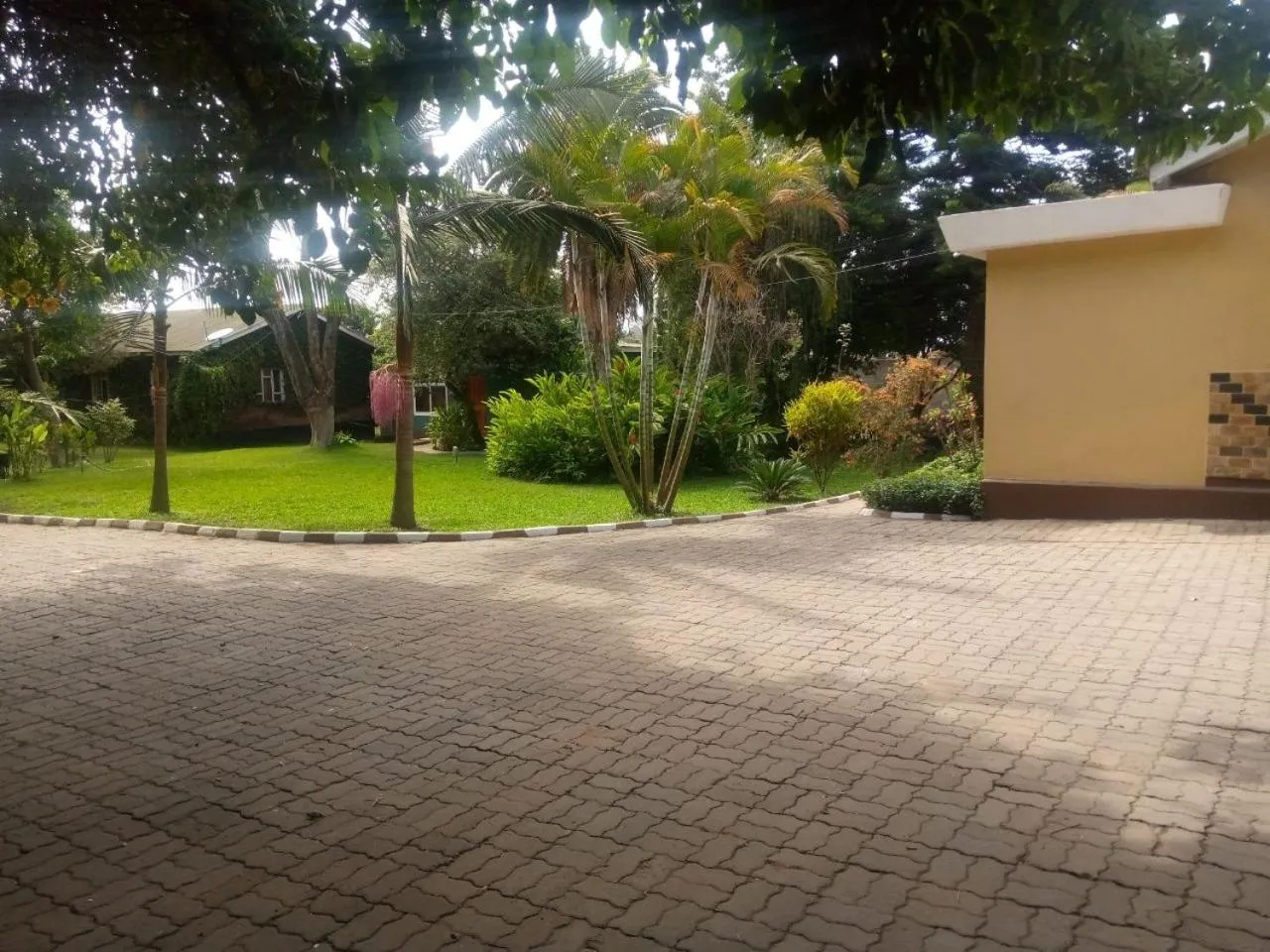 Karibu Heritage House