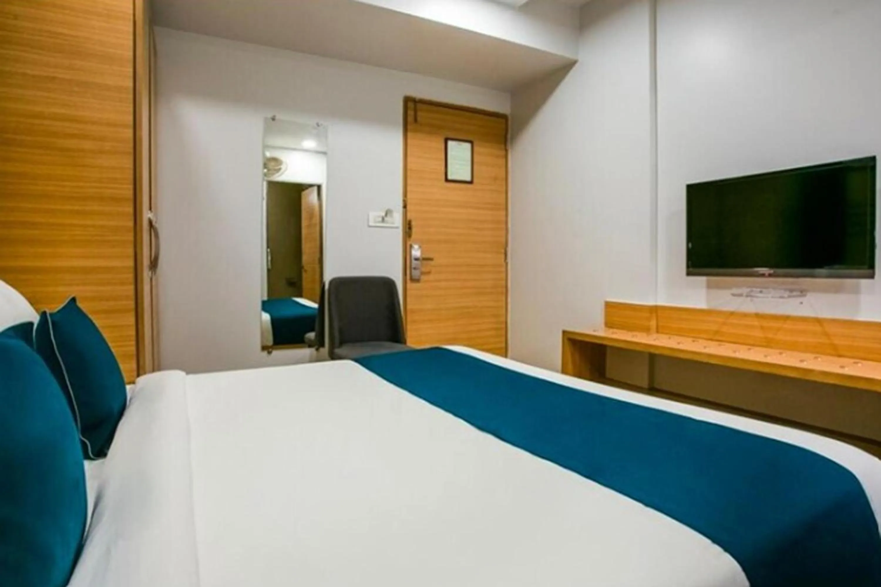 Bed in Hotel Concord Galaxy