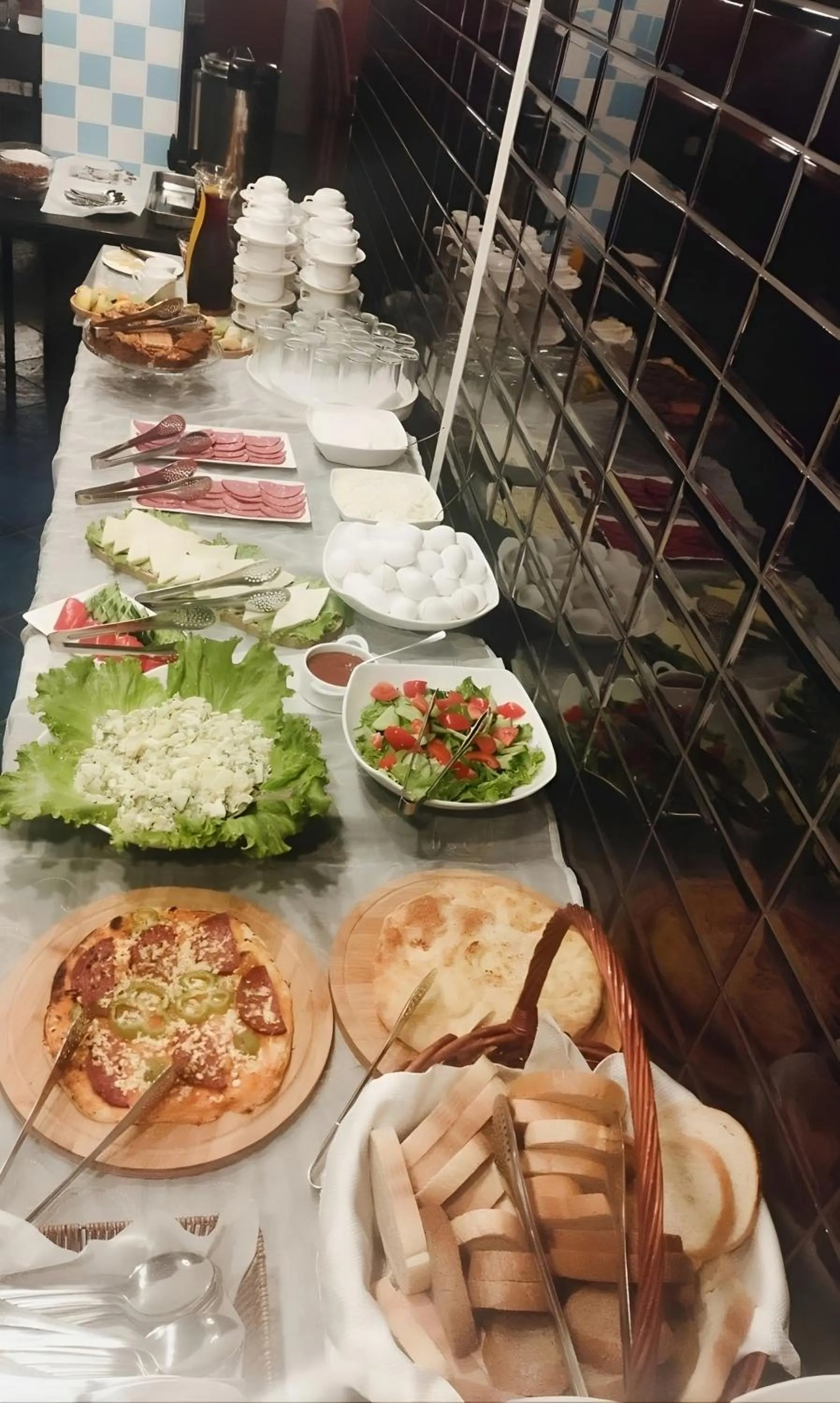 Breakfast in Magnolia