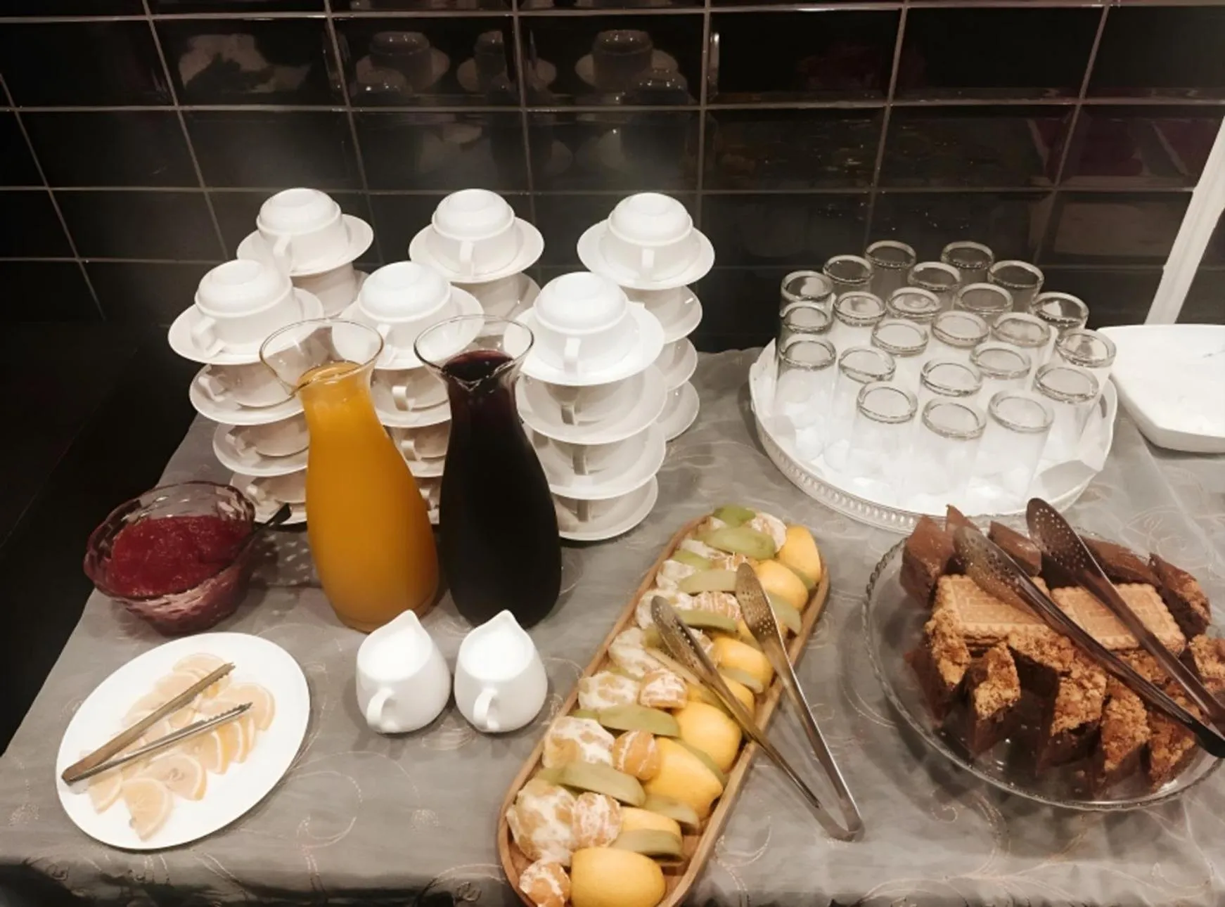 Buffet breakfast in Magnolia