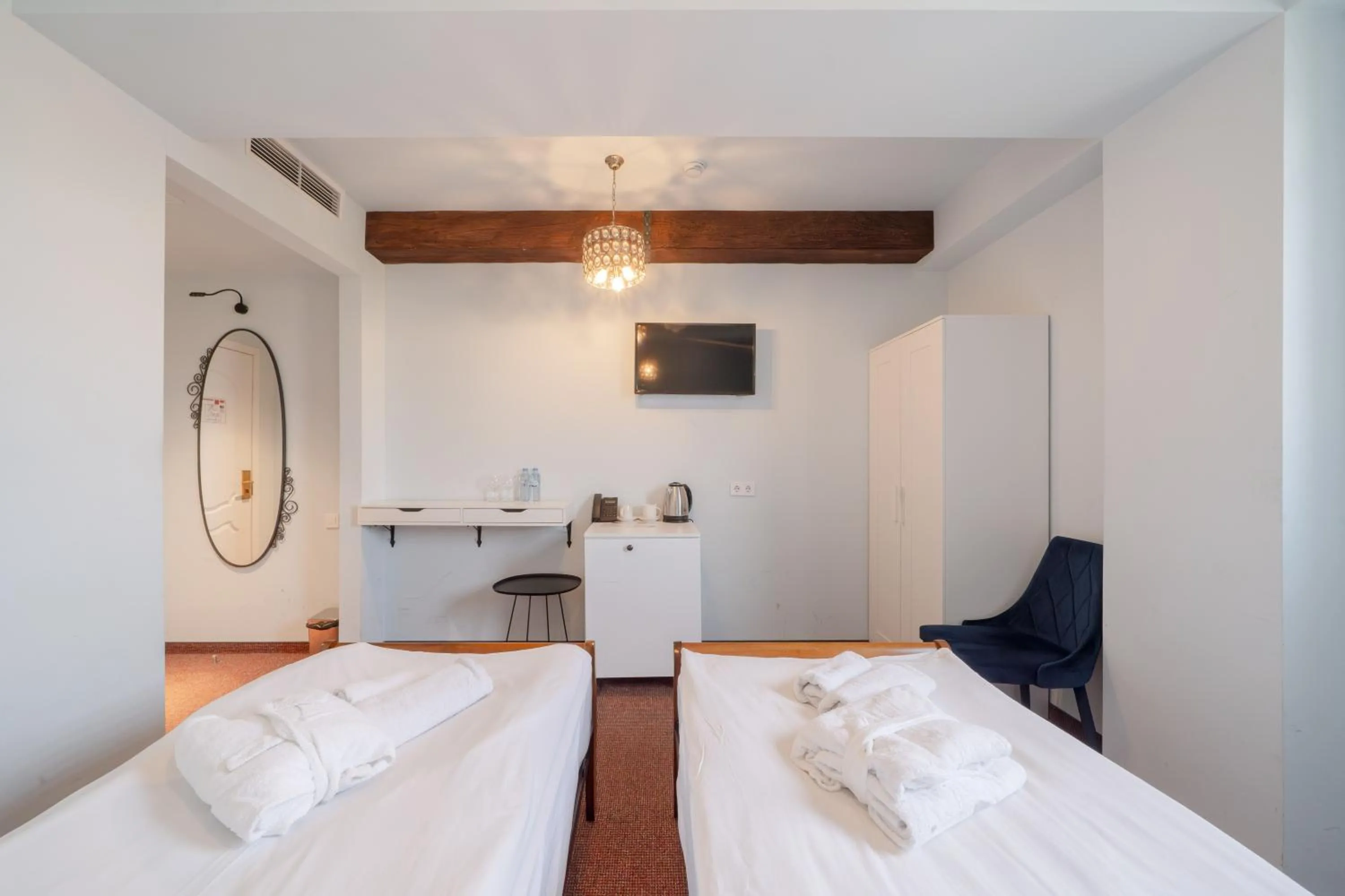 TV and multimedia, Bed in Magnolia