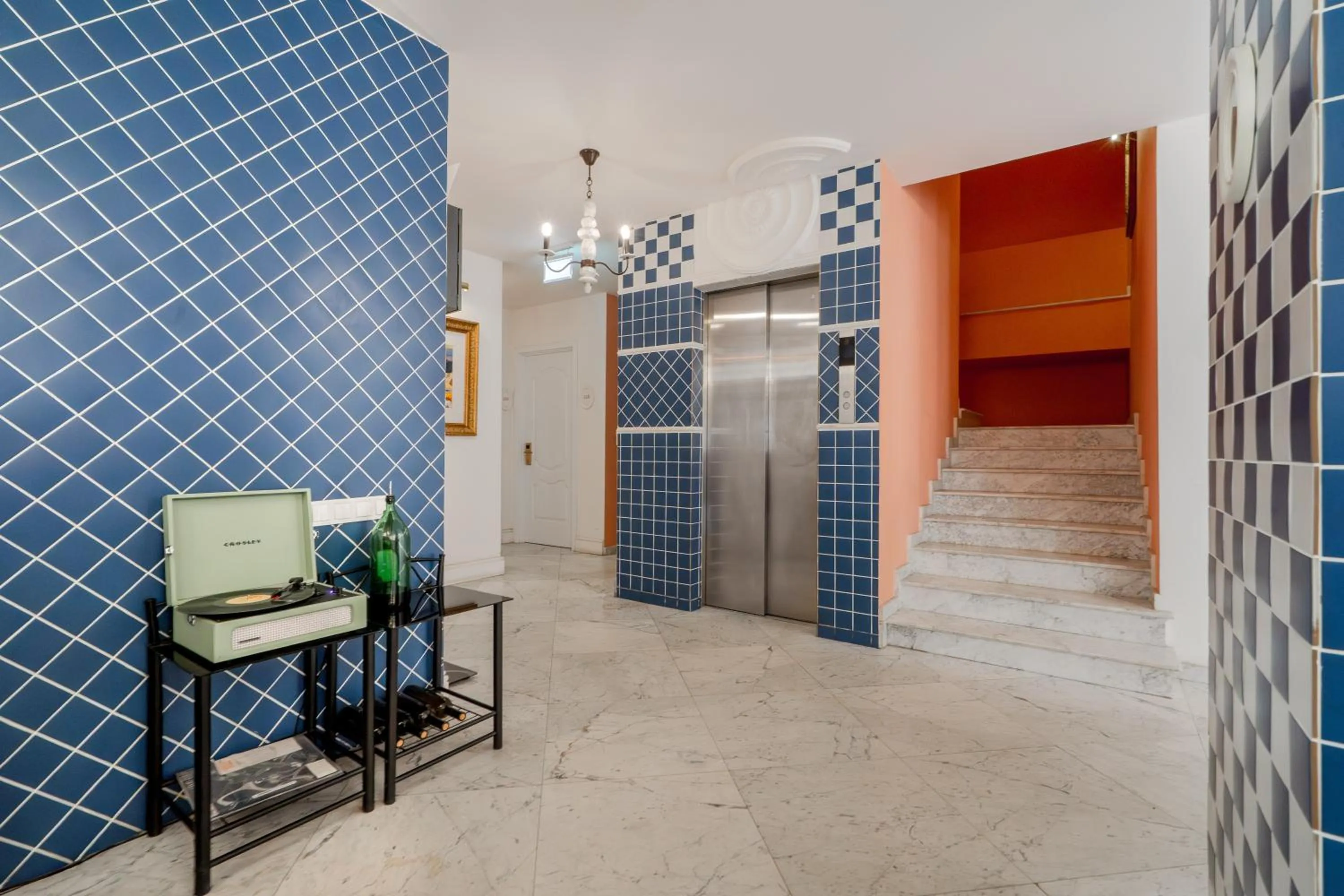 Decorative detail in Magnolia