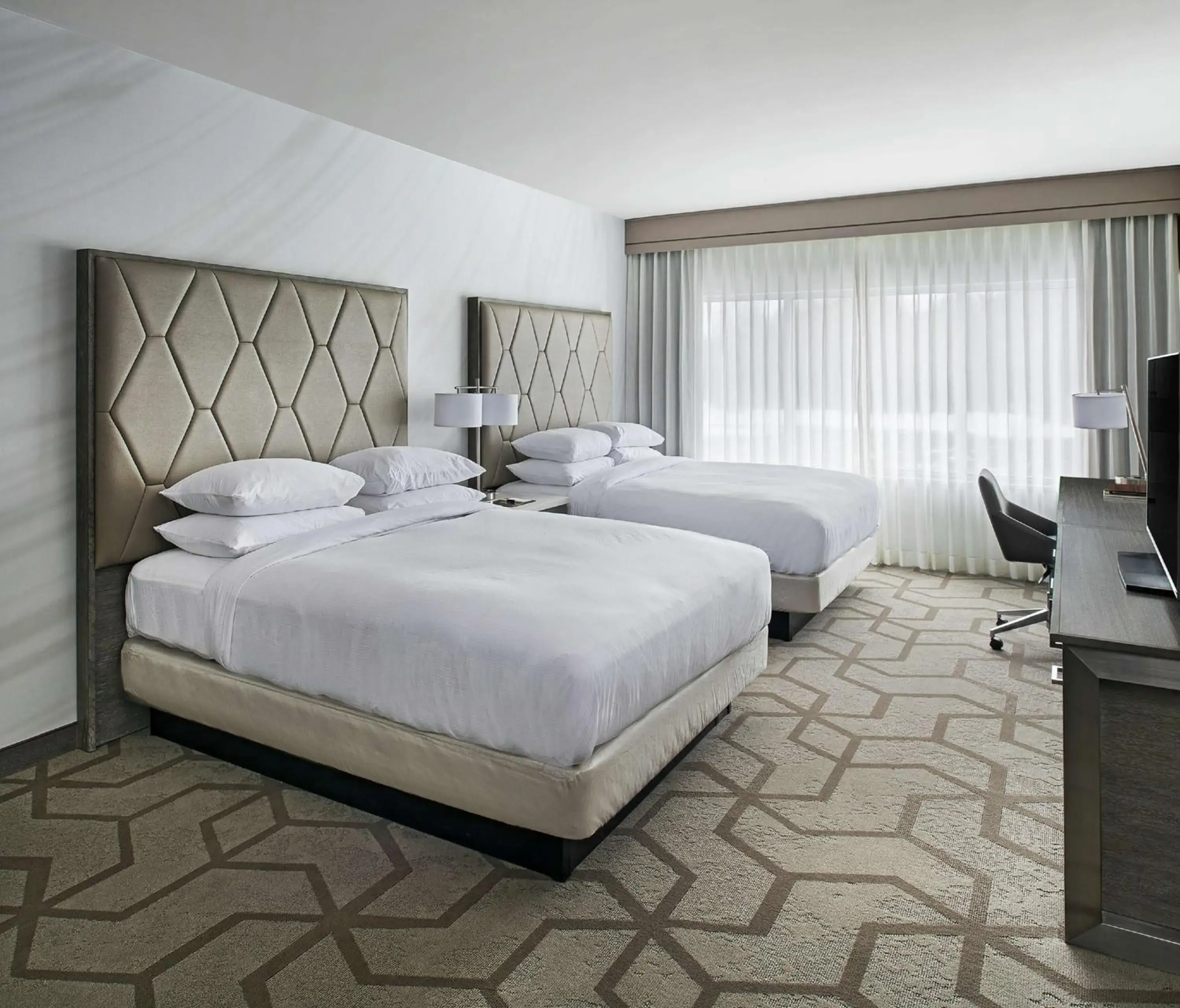 Queen Room with Two Queen Beds in The Kingsley Bloomfield Hills - a DoubleTree by Hilton Queen Room with Two Queen Beds in The Kingsley Bloomfield Hills - a DoubleTree by Hilton