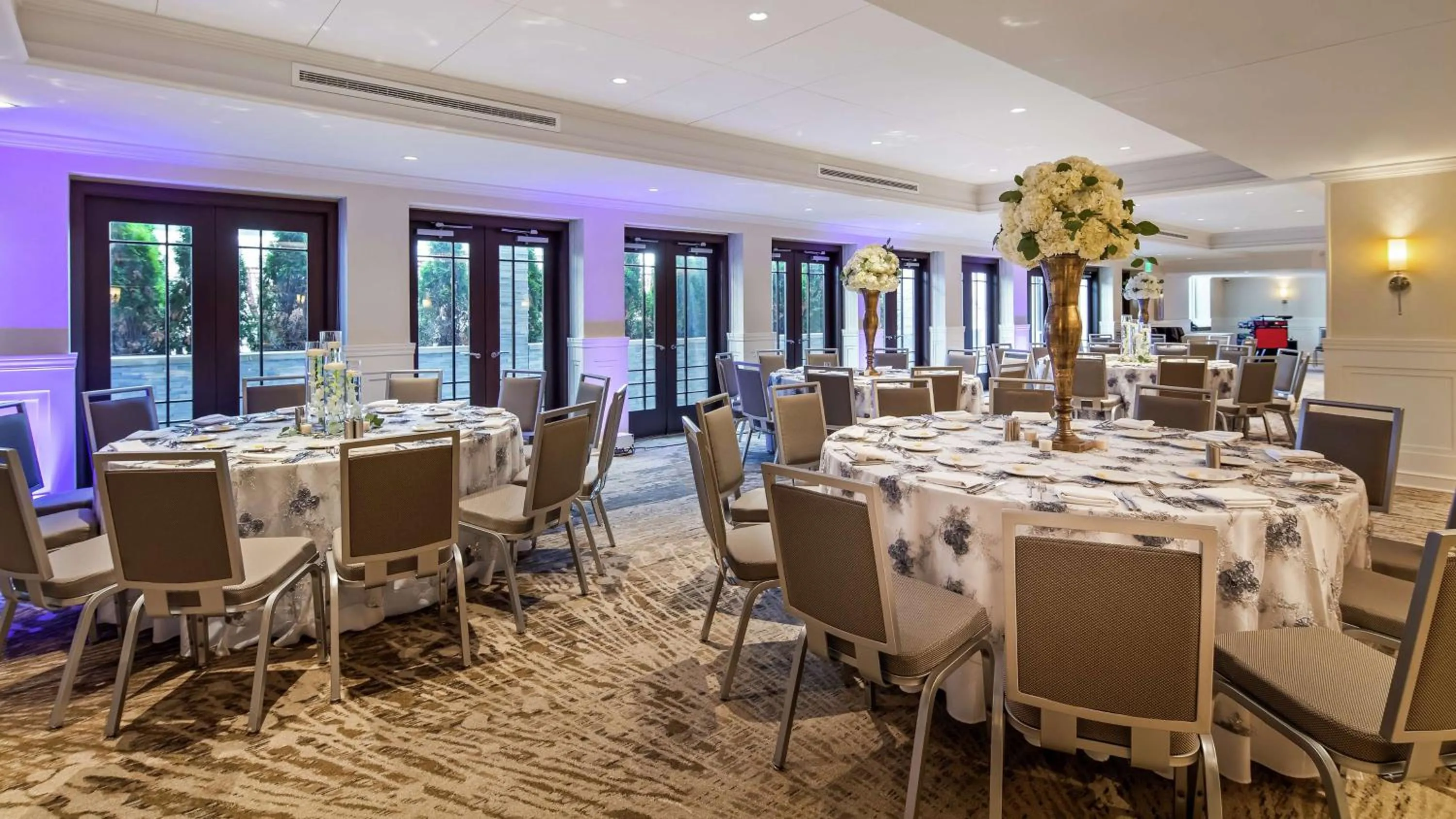 Meeting/conference room in The Kingsley Bloomfield Hills - a DoubleTree by Hilton