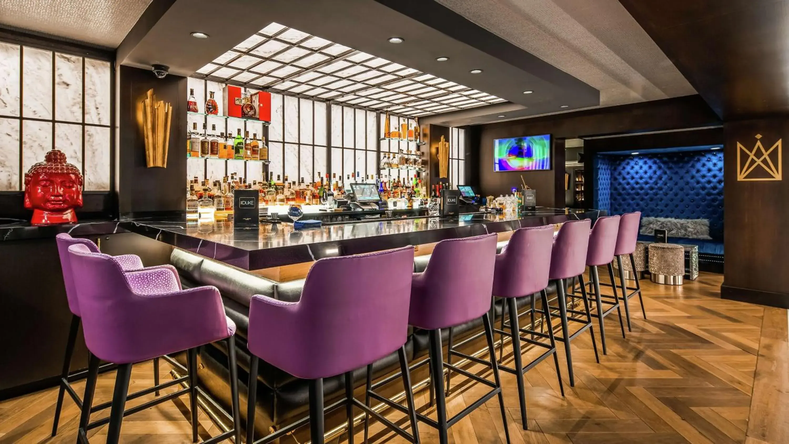 Lounge or bar in The Kingsley Bloomfield Hills - a DoubleTree by Hilton Lounge or bar in The Kingsley Bloomfield Hills - a DoubleTree by Hilton