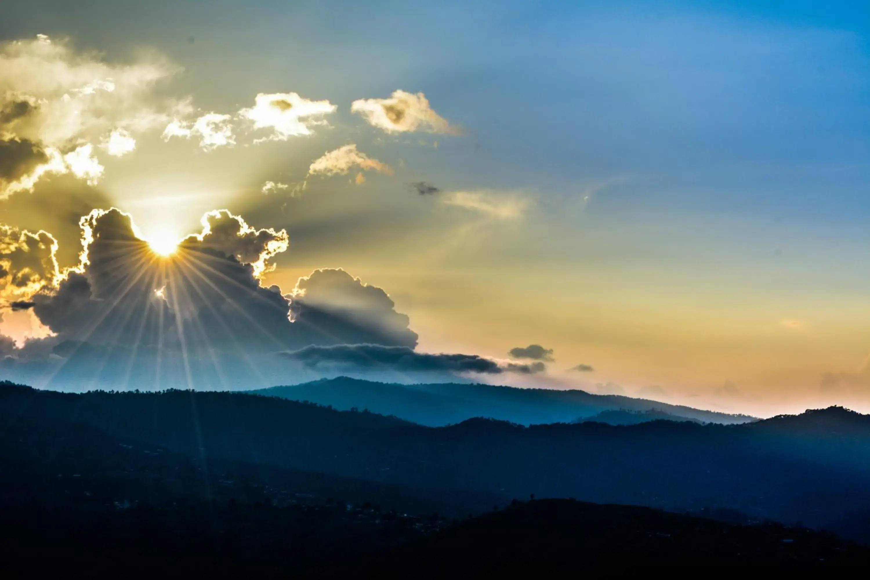 Natural landscape in Captains Paradise Luxury Resort at Mukteshwar Hill Station Natural landscape in Captains Paradise Luxury Resort at Mukteshwar Hill Station