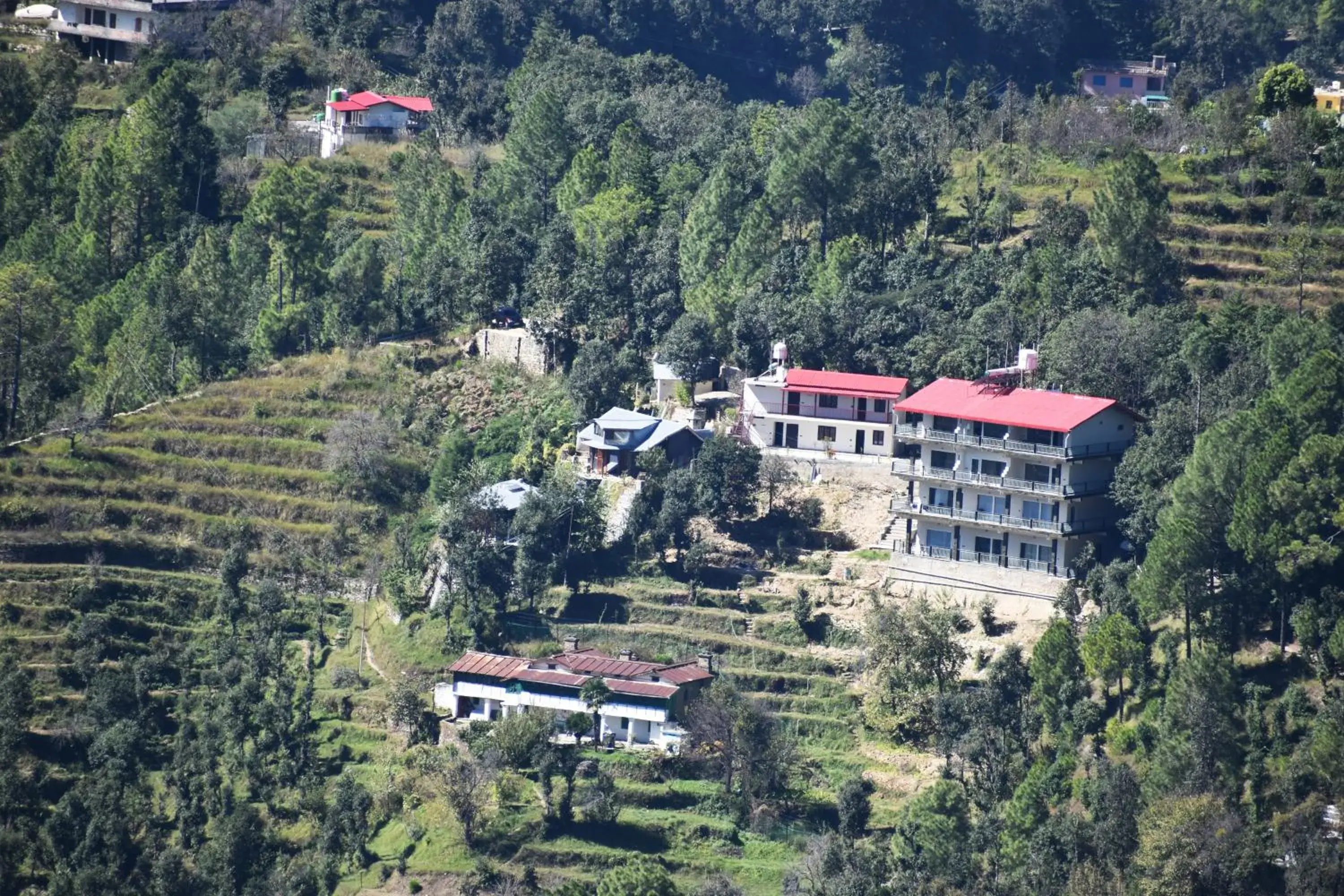 Captains Paradise Luxury Resort at Mukteshwar Hill Station Captains Paradise Luxury Resort at Mukteshwar Hill Station