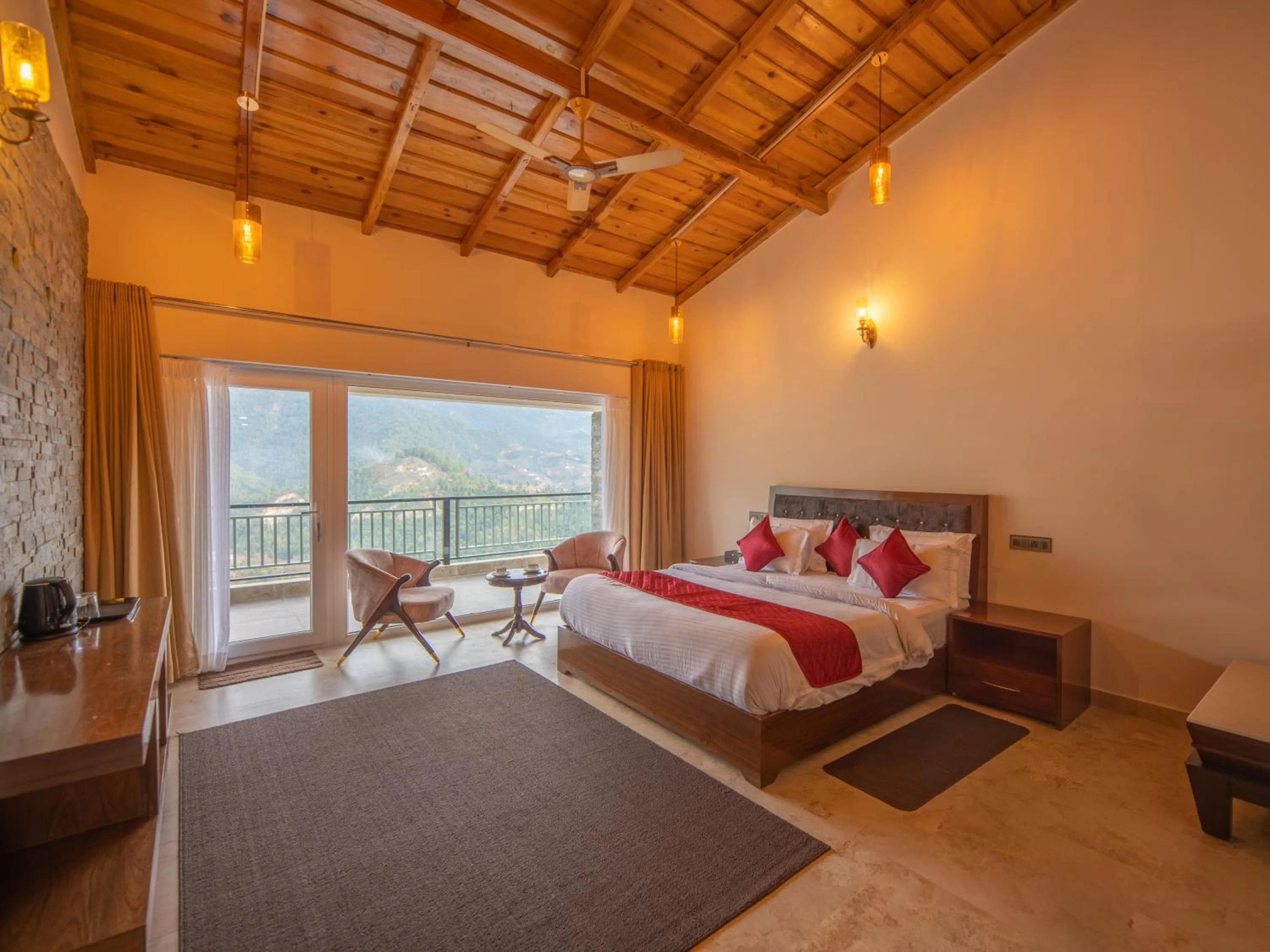 Bed in Captains Paradise Luxury Resort at Mukteshwar Hill Station