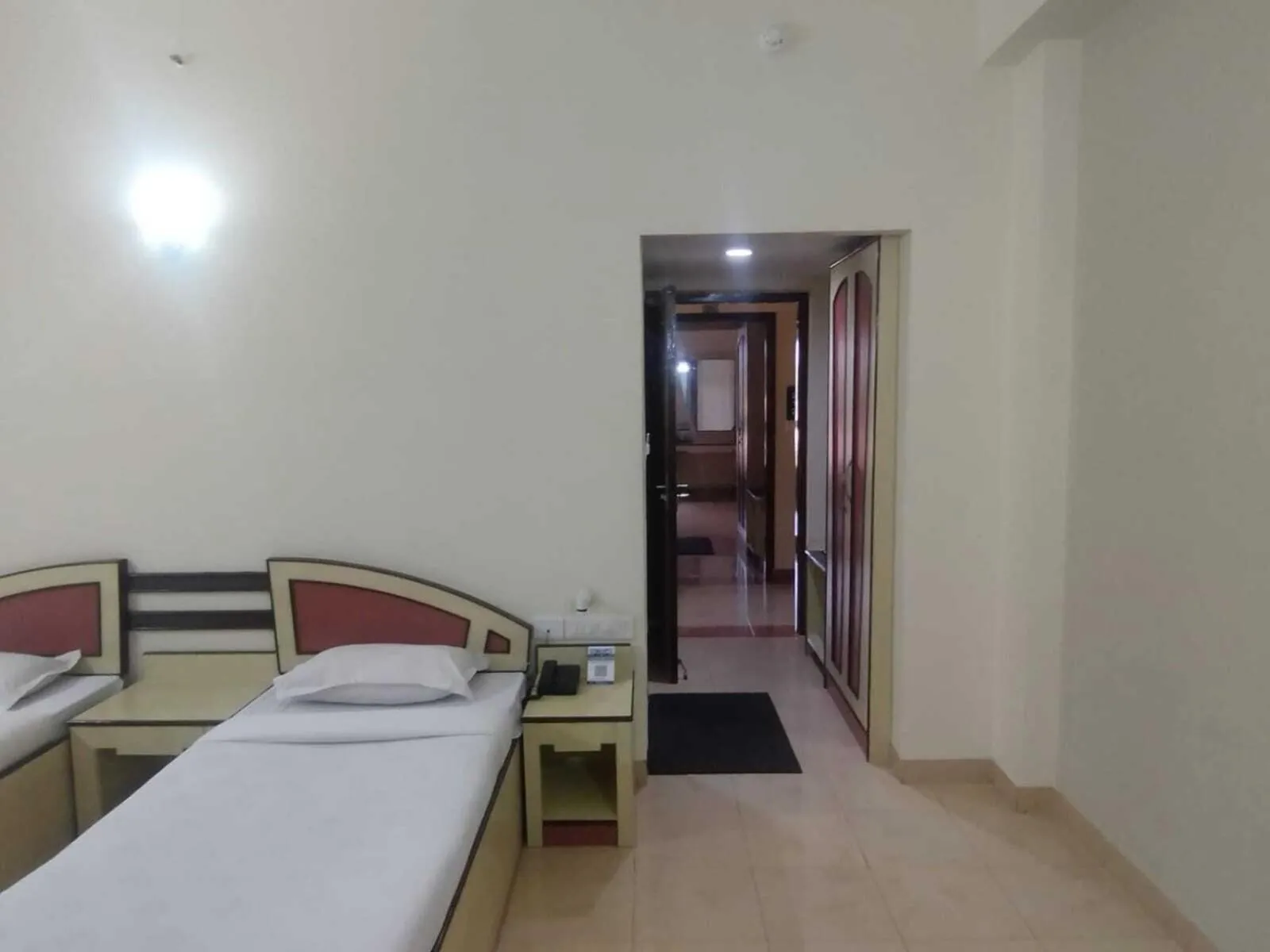 Bed in GOLDEN PARK HOTEL & RESORT