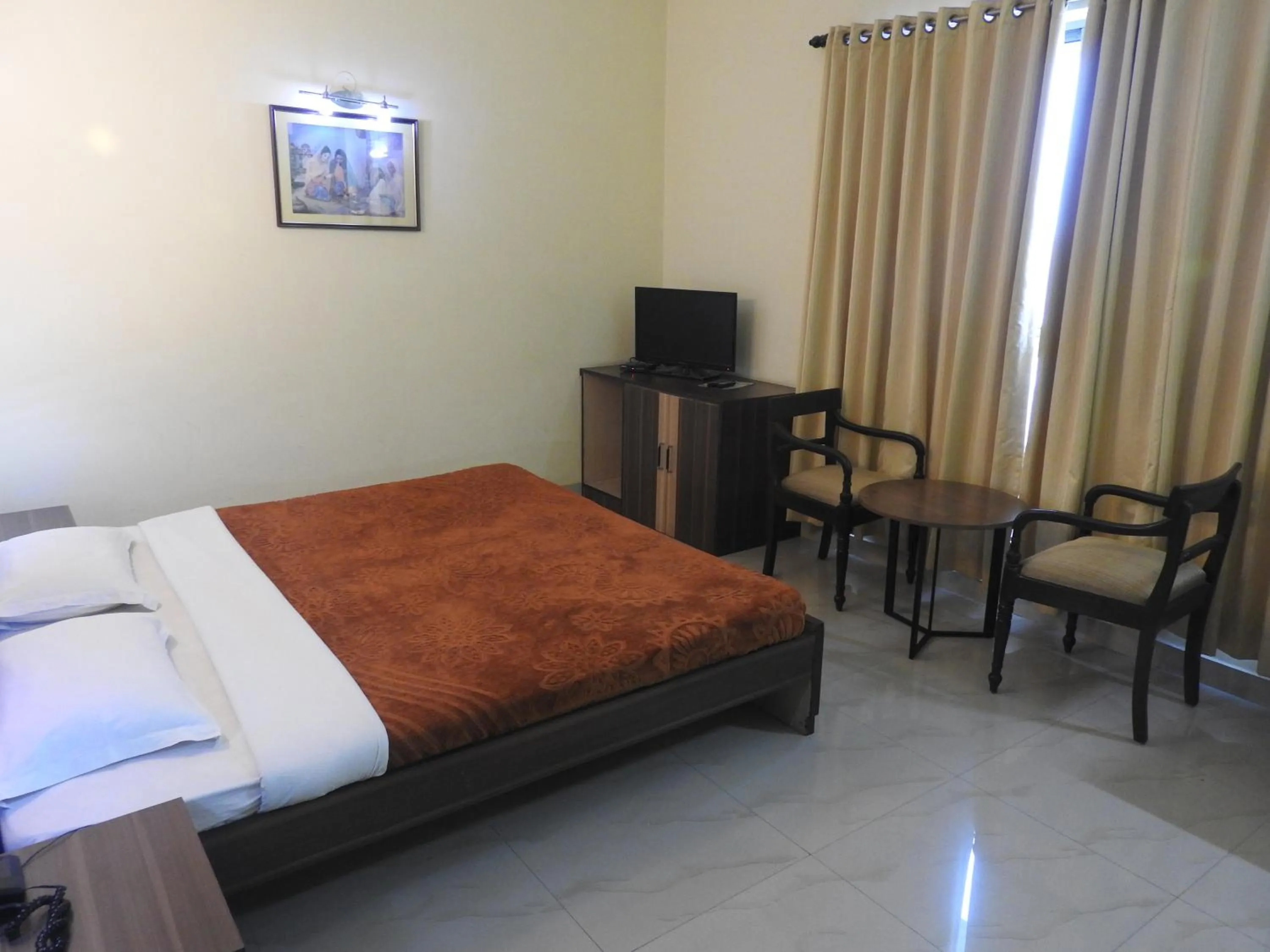 Bed in GOLDEN PARK HOTEL & RESORT